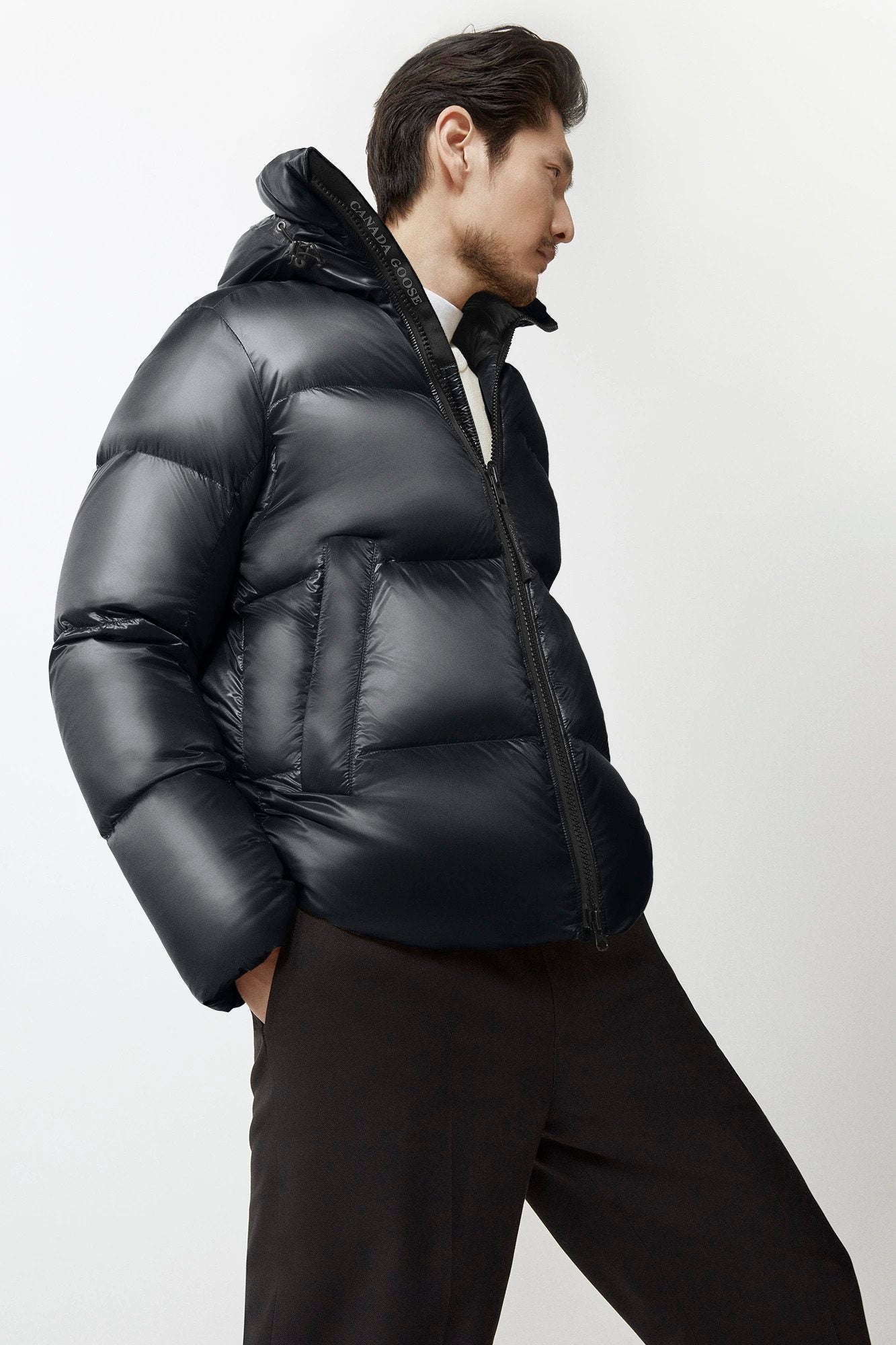 canada-goose-miesten-untuvatakki-crofton-puffer-black-disc-musta-1