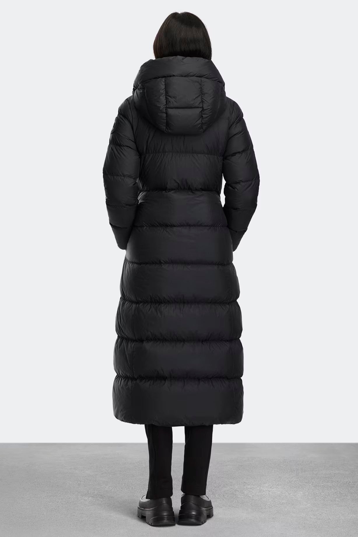 canada-goose-naisten-takki-mystique-puffer-musta-3