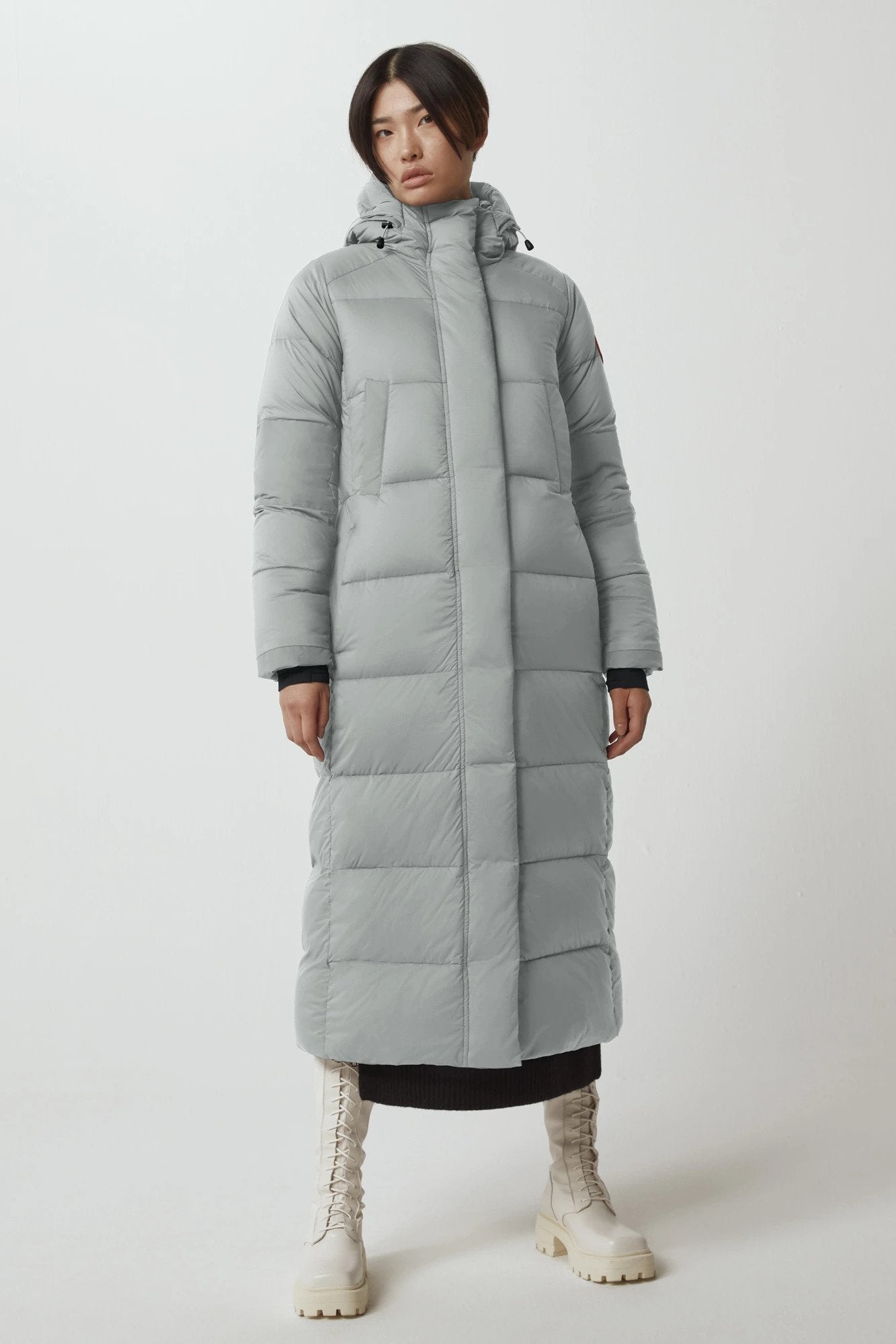 canada-goose-naisten-untuvatakki-alliston-parka-vaaleanharmaa-1