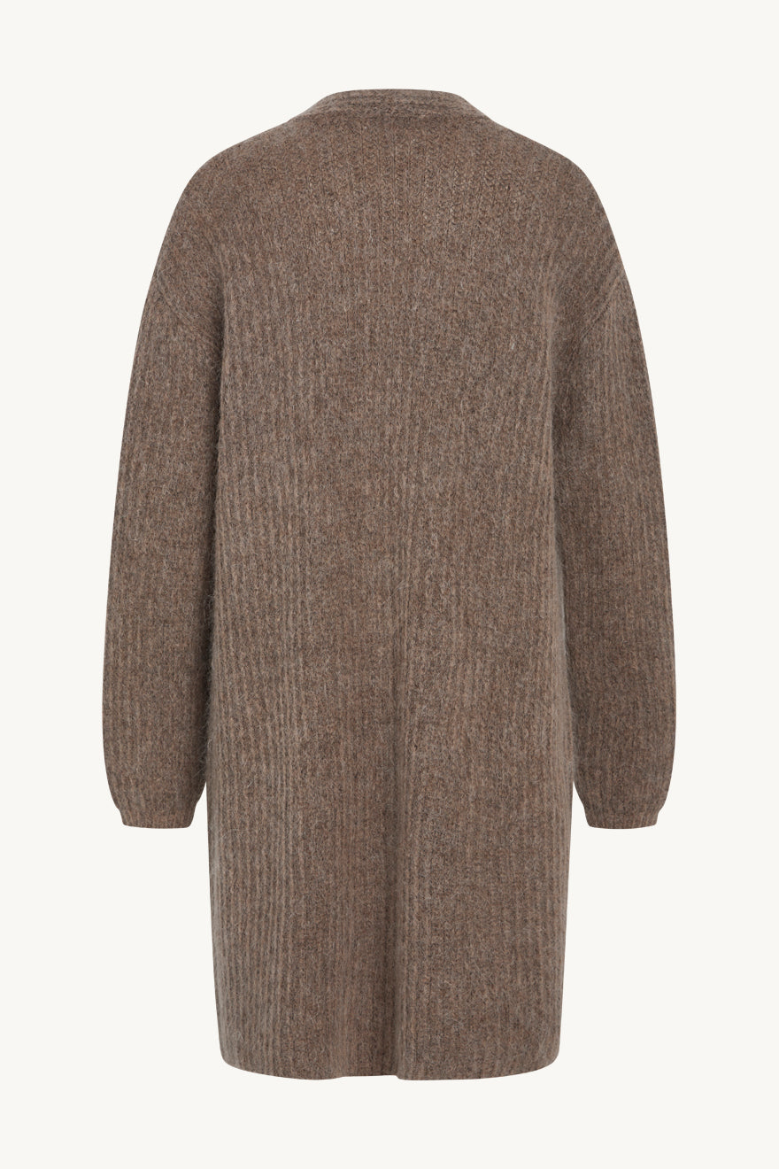 claire-naisten-neuletakki-ciara-kaakaonruskea-2