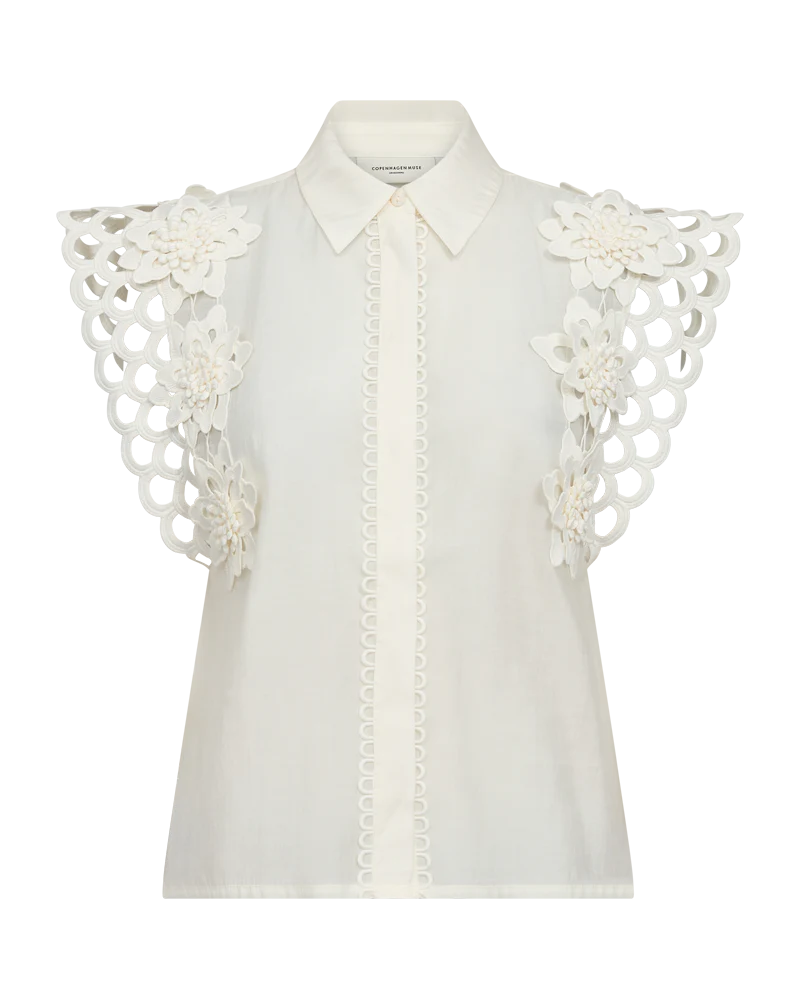 copenhagen-muse-naisten-paita-molly-shirt-luonnonvalkoinen-2