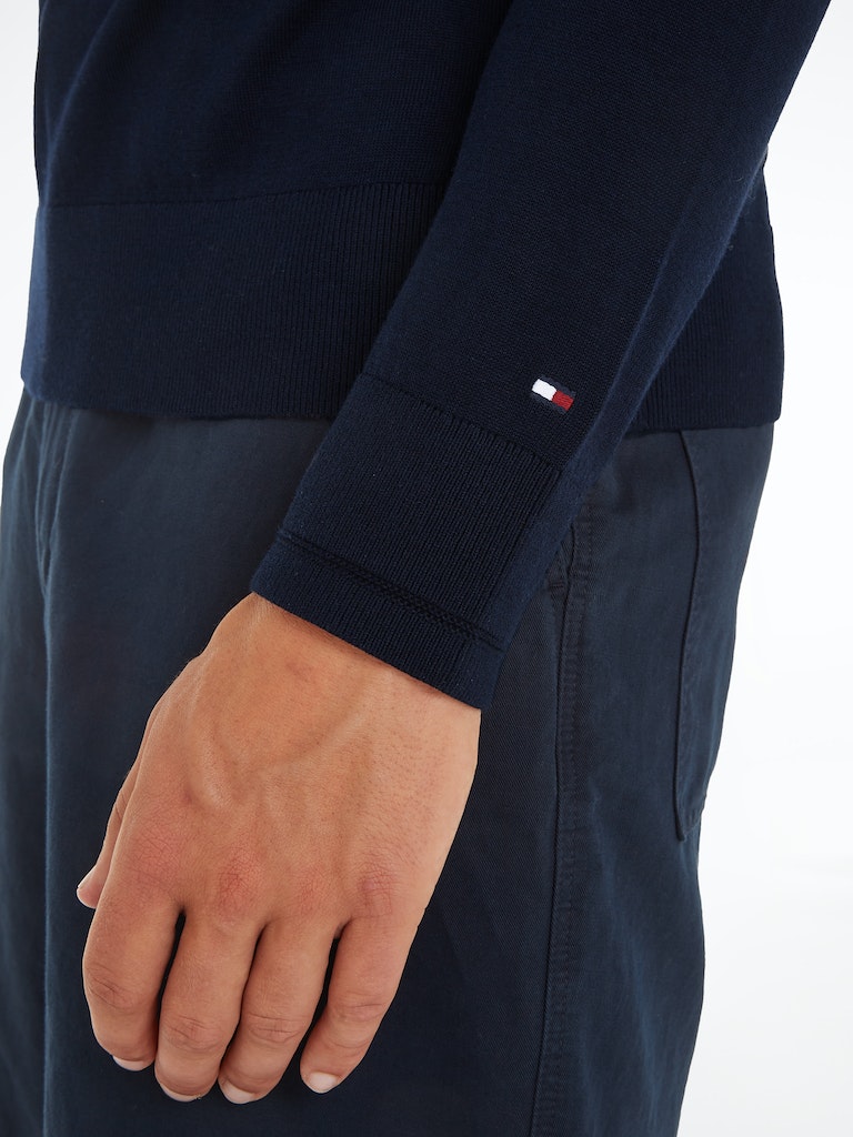 dc-cotton-lyocell-crew-neck-tummansininen-5