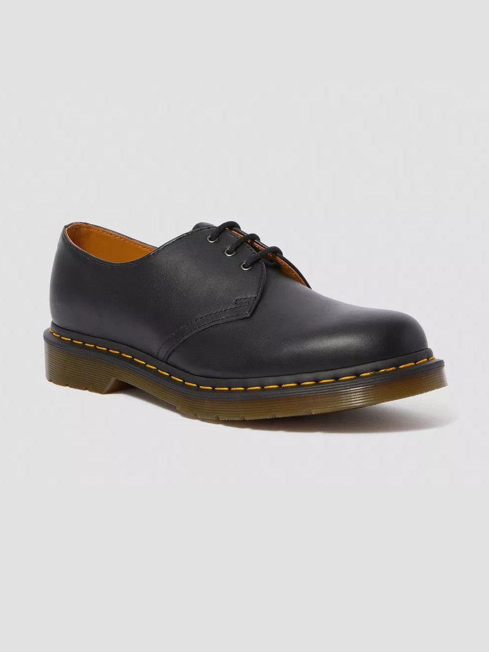 dr-martens-miesten-kengat-1461-nappa-musta-1