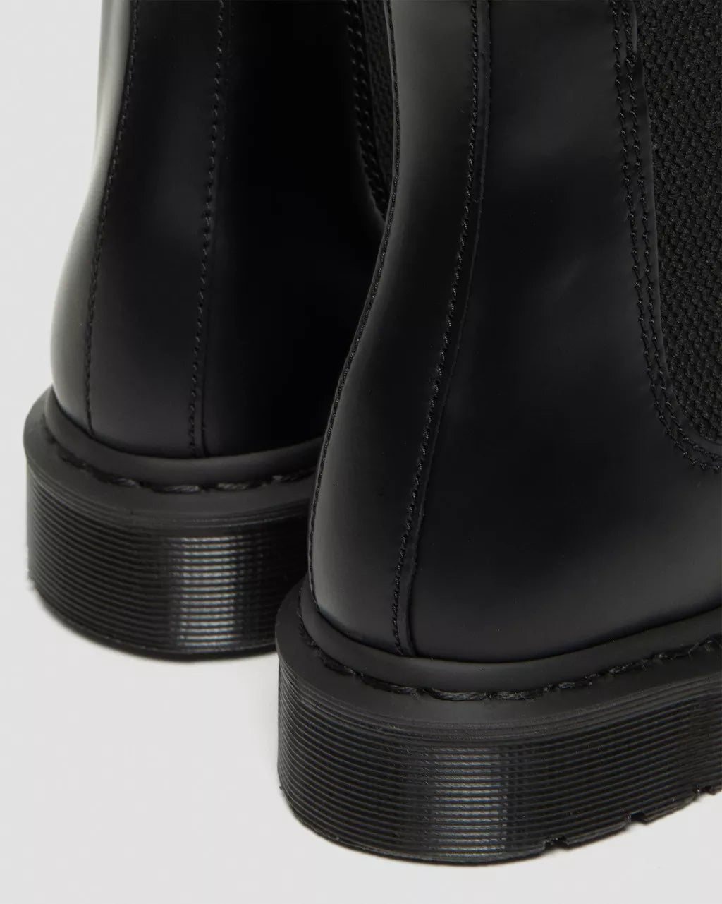 dr-martens-miesten-kengat-2976-mono-chelsea-boot-musta-3