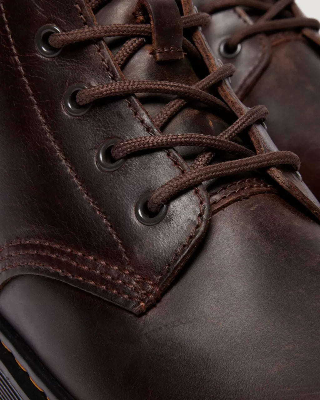 dr-martens-miesten-kengat-brookline-chukka-6-eye-boot-tummanruskea-3