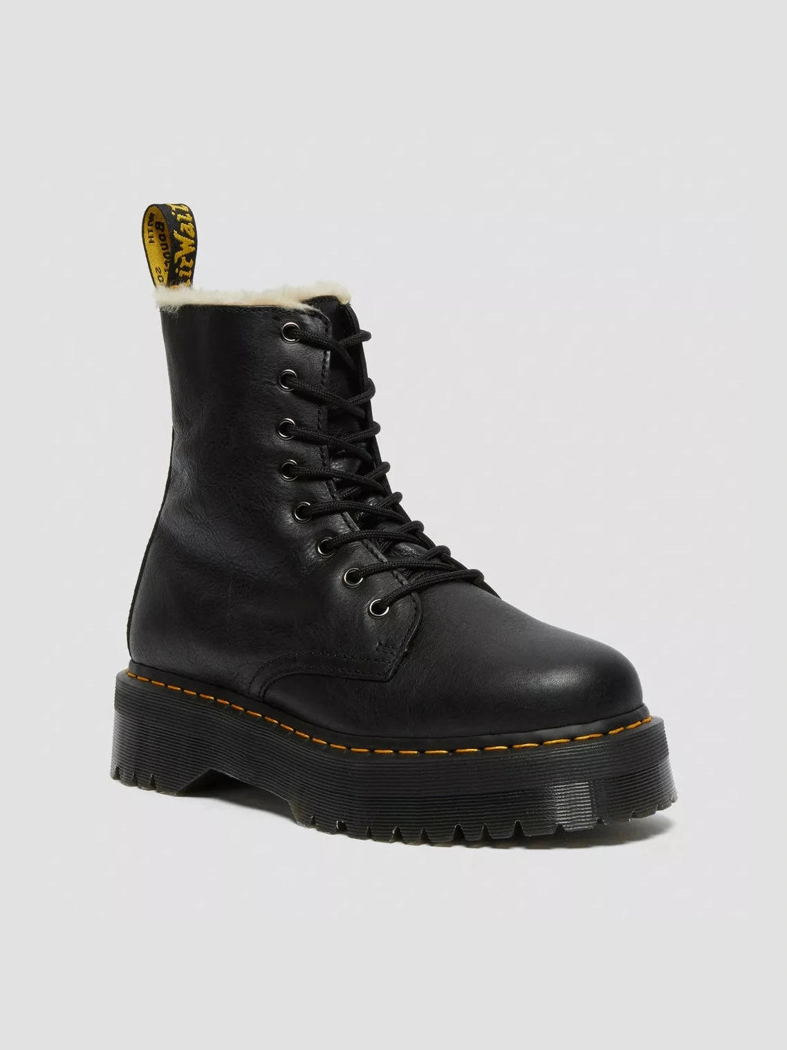dr-martens-naisten-kengat-jadon-fl-musta-1