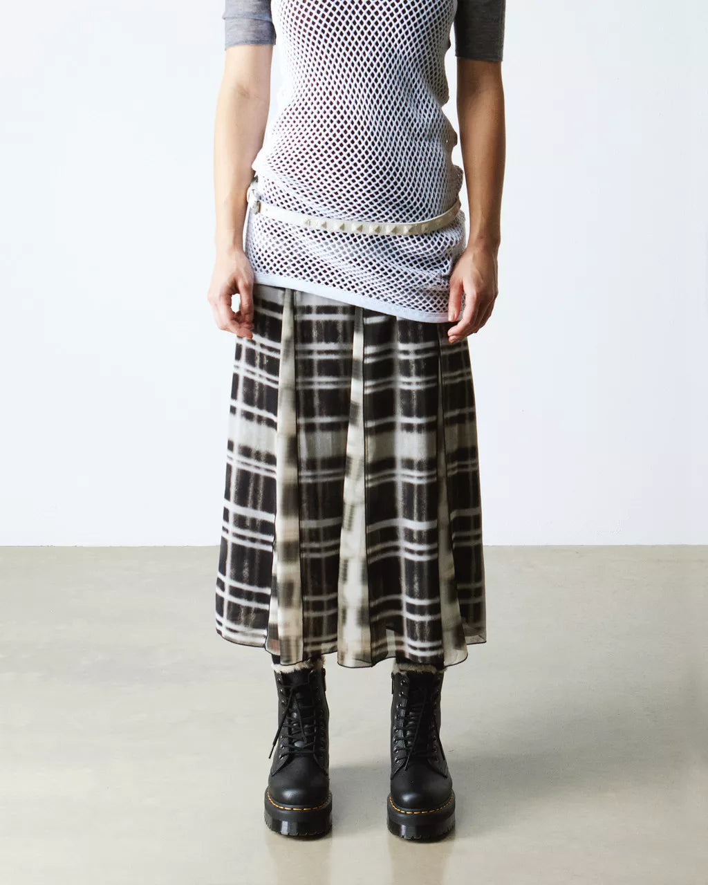 dr-martens-naisten-kengat-jadon-fl-musta-2