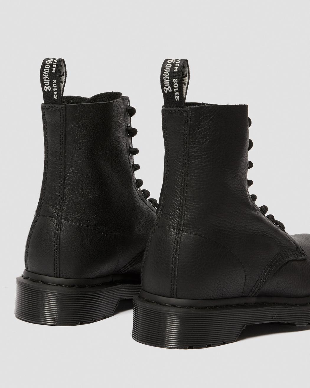dr-martens-naisten-kengat-pascal-mono-virginia-1460-musta-4