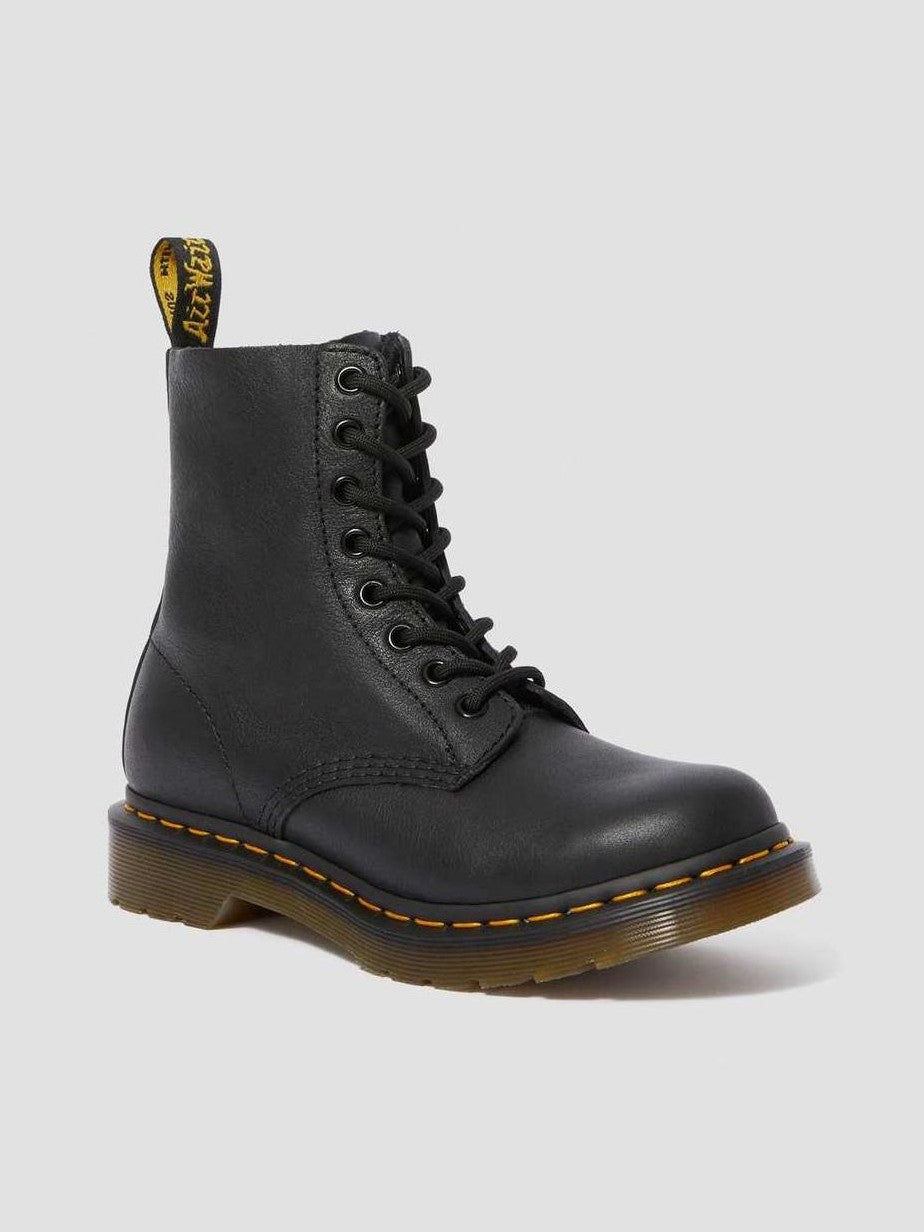 dr-martens-naisten-kengat-pascal-virginia-1460-musta-1