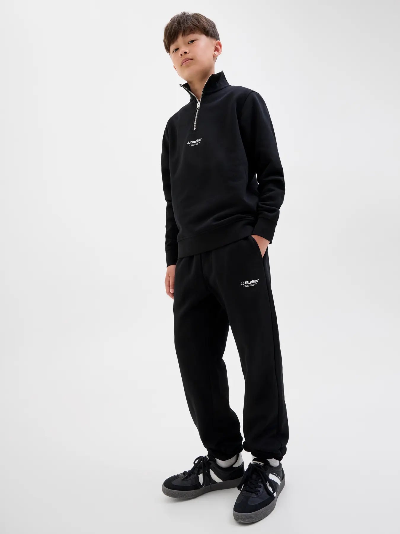 Jack and Jones Junior lasten collegehousut Kane Soho, musta