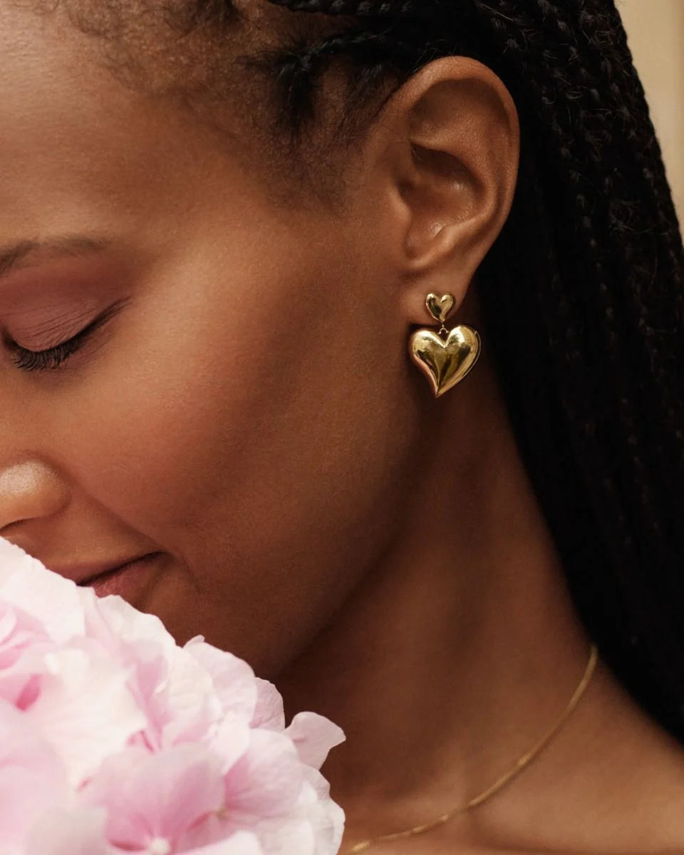 Edblad korvakorut Amorina Earrings, gold pleated