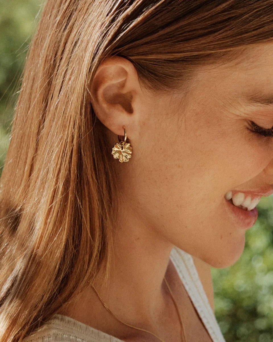 Edblad korvakorut Gerana Hoops, Gold pleated