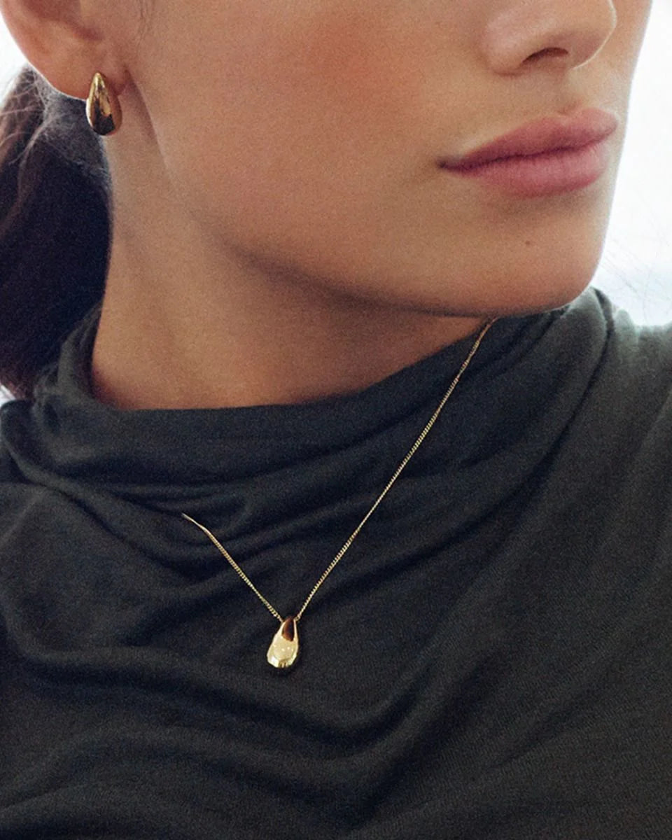 Edblad kaulakoru, HARMONY NECKLACE GOLD Kullankeltainen