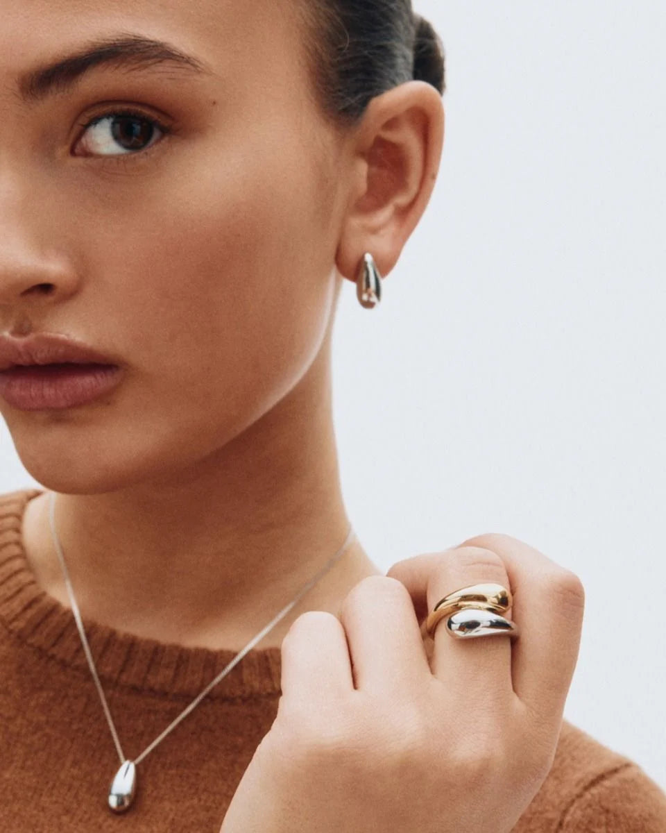 Edblad korvakorut, HARMONY STUDS STEEL Hopeanharmaa