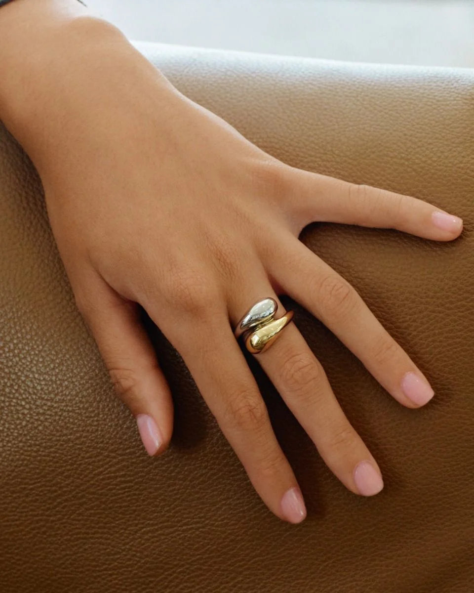 edblad-sormus-harmony-ring-mixed-hopeanharmaa-3