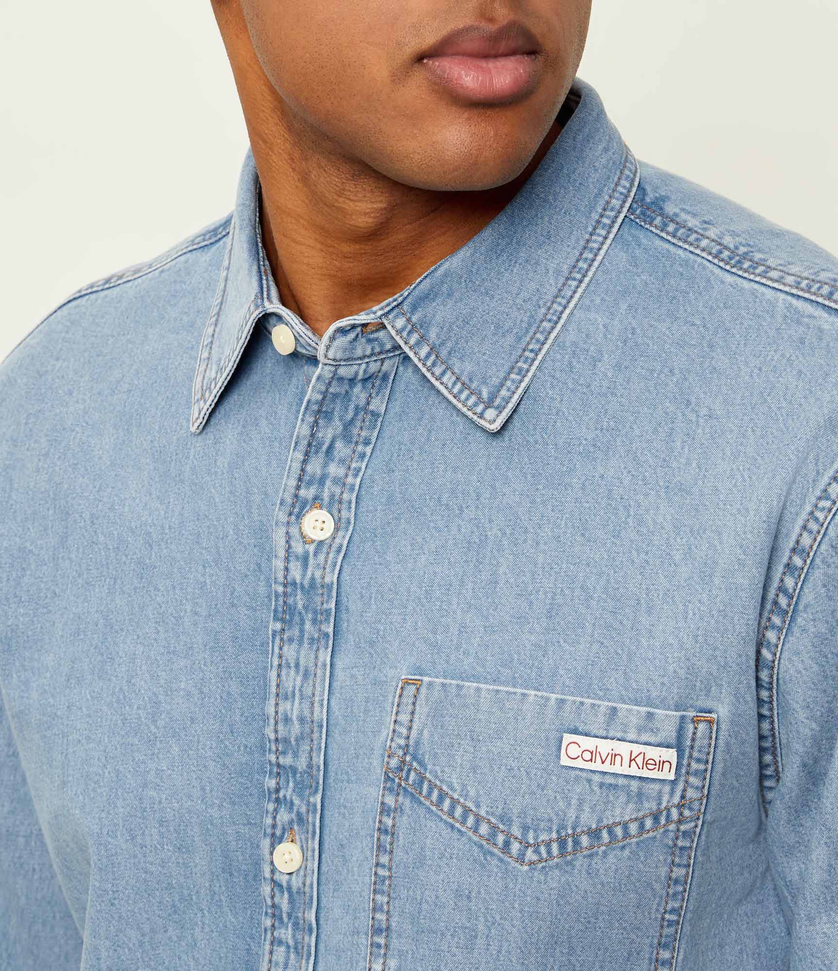 Calvin Klein Jeans miesten farkkupaita Essential Classic 205 LTBlue Denim Shirt, sininen indigo