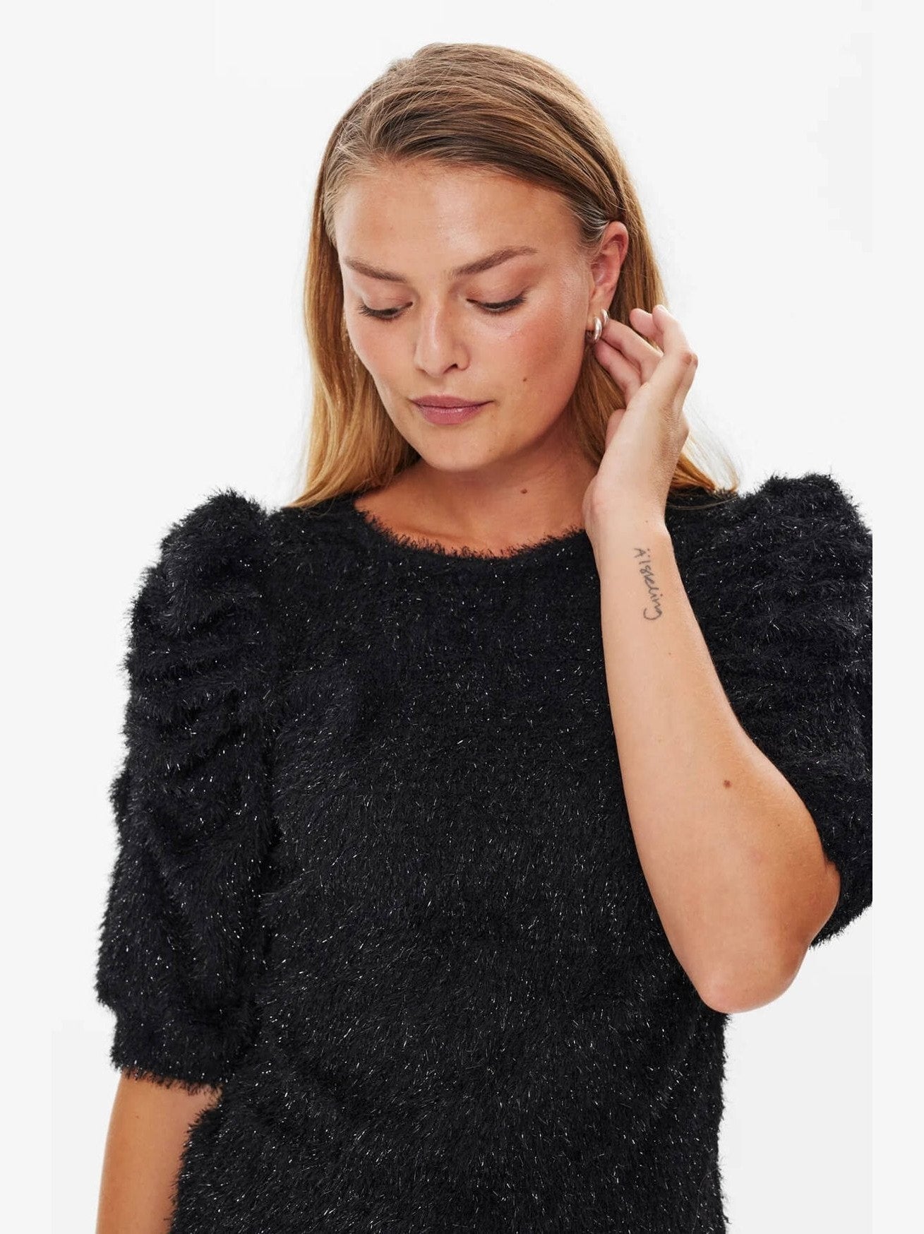 freequent-naisten-neule-molurex-blouse-musta-1