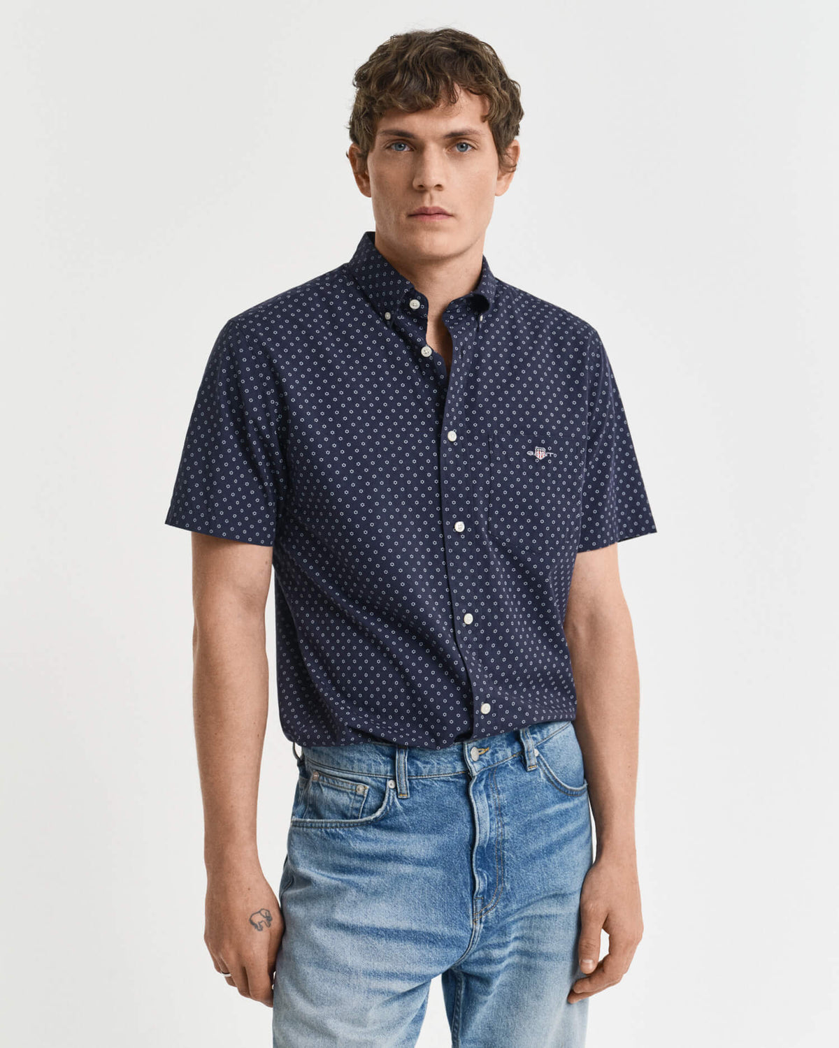 gant-miesten-lyhythihainen-kauluspaita-reg-micro-print-ss-shirt-sininen-kuosi-3