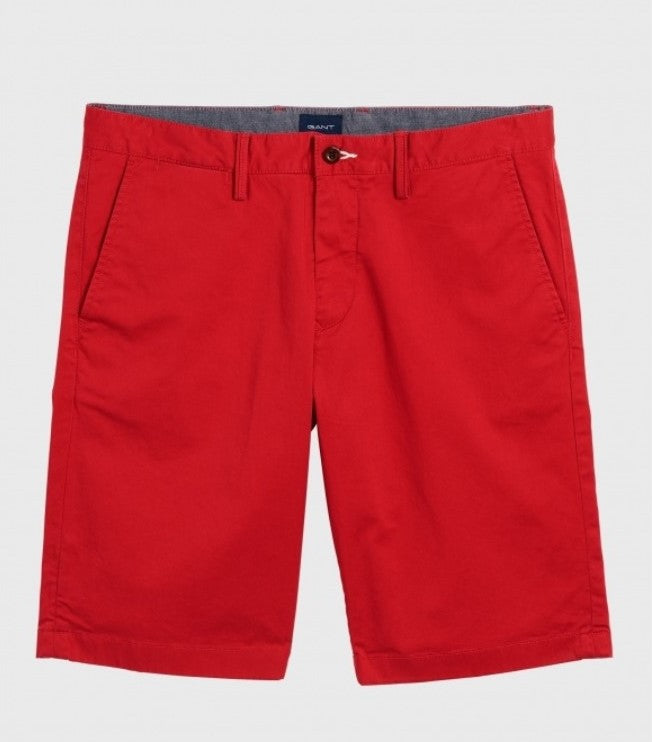 gant-miesten-shortsit-relaxed-twill-shorts-kirkkaanpunainen-1