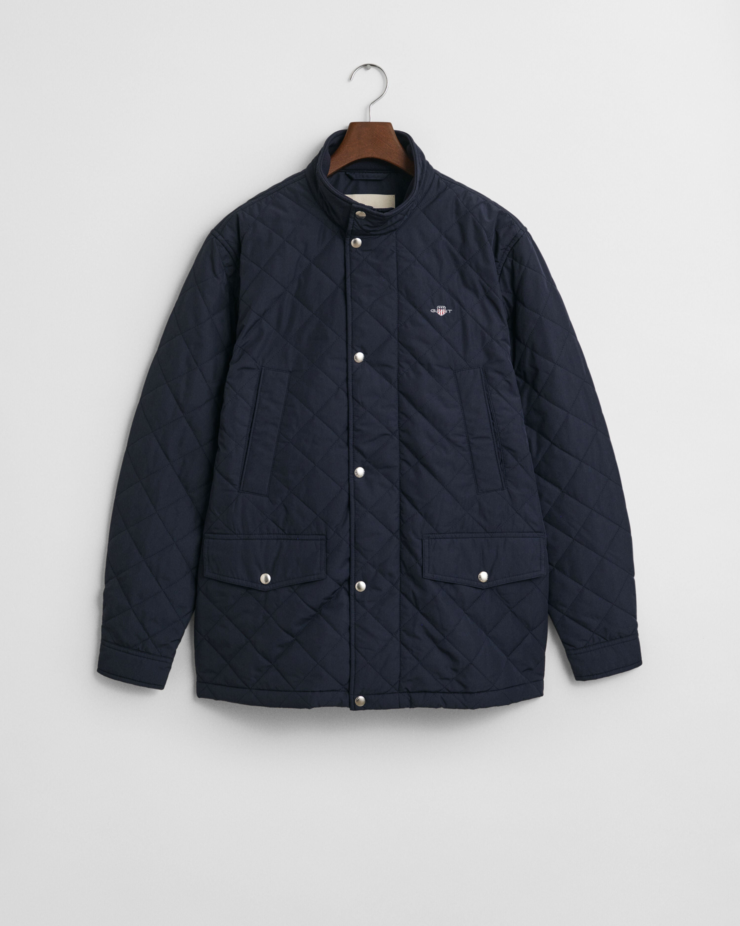gant-miesten-tikkitakki-quilted-windcheater-mid-jacket-tummansininen-4