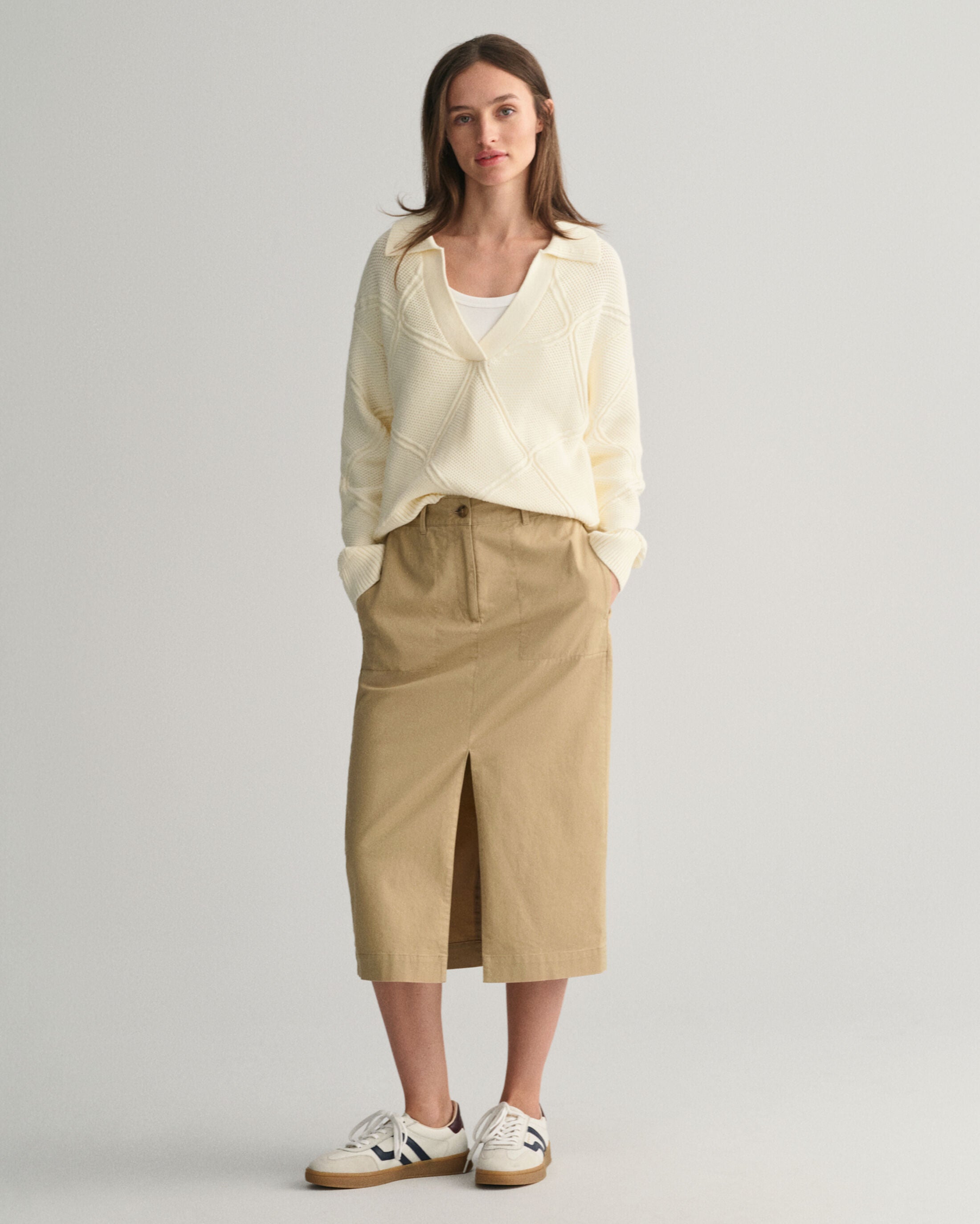gant-naisten-hame-chino-slit-skirt-vaalea-beige-1