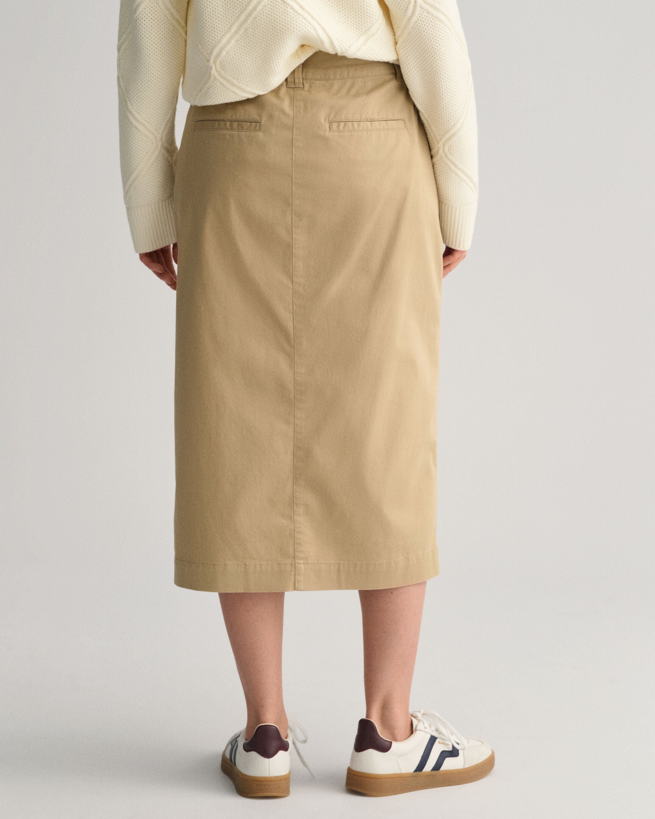 gant-naisten-hame-chino-slit-skirt-vaalea-beige-2
