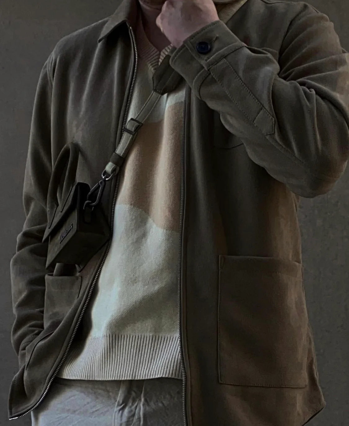 human-scales-miesten-paitatakki-rickard-vegan-suede-overshirt-tummanruskea-3