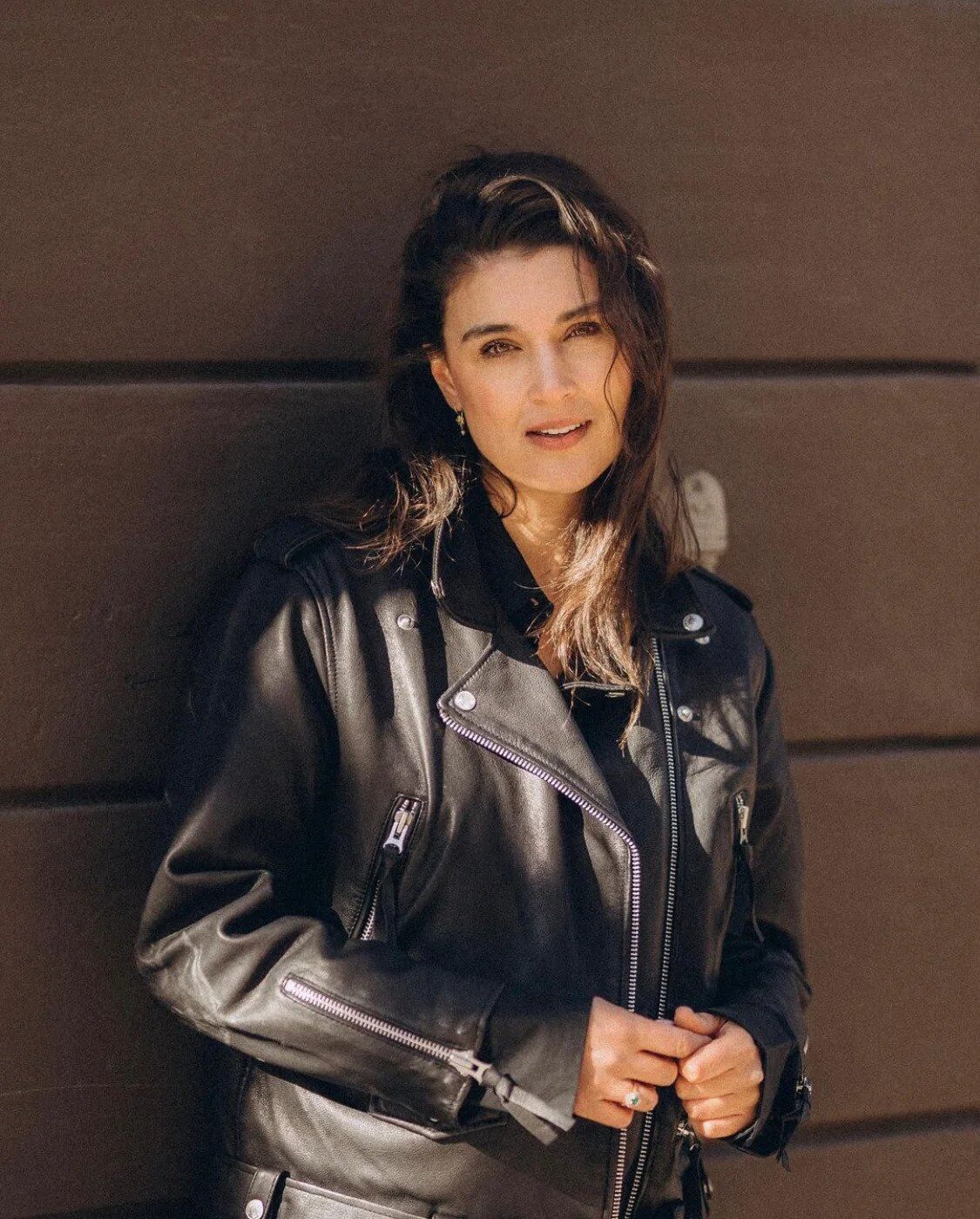 human-scales-naisten-nahkatakki-leah-leatherjacket-musta-2