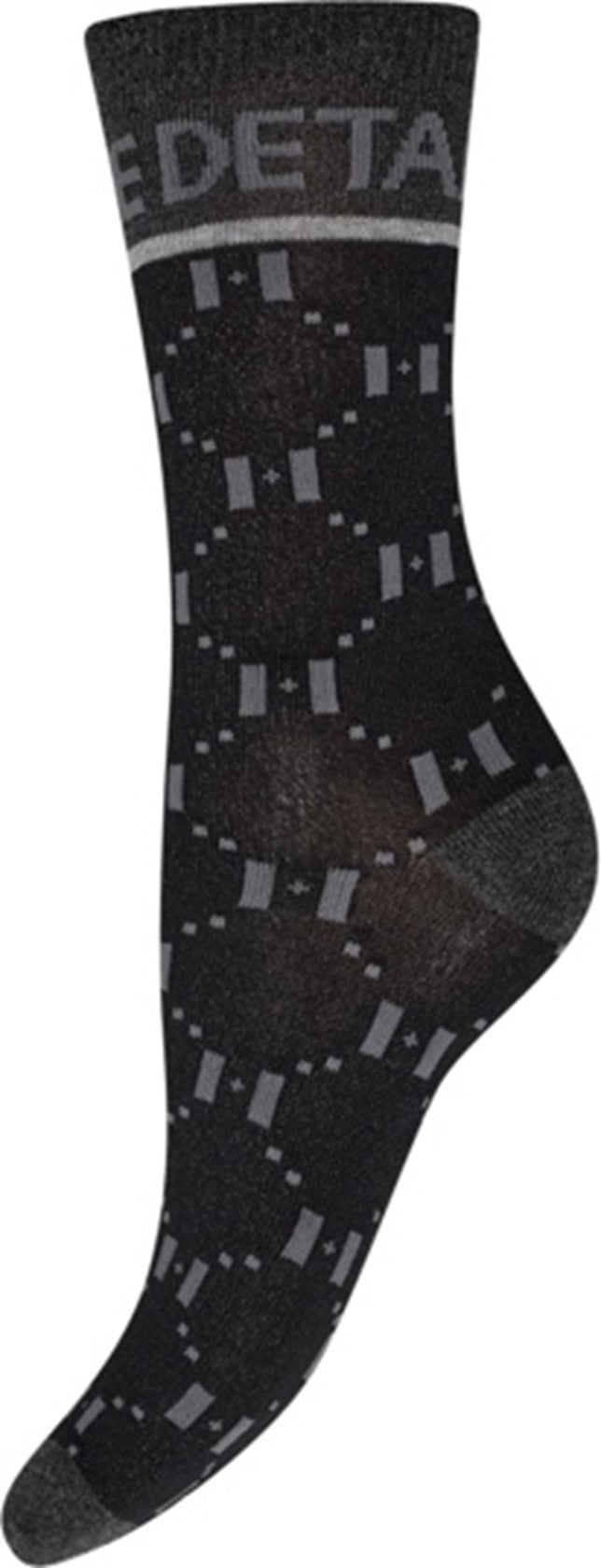 hypethedetail-naisten-sukat-hypethedetail-socks-ankle-musta-kuosi-1