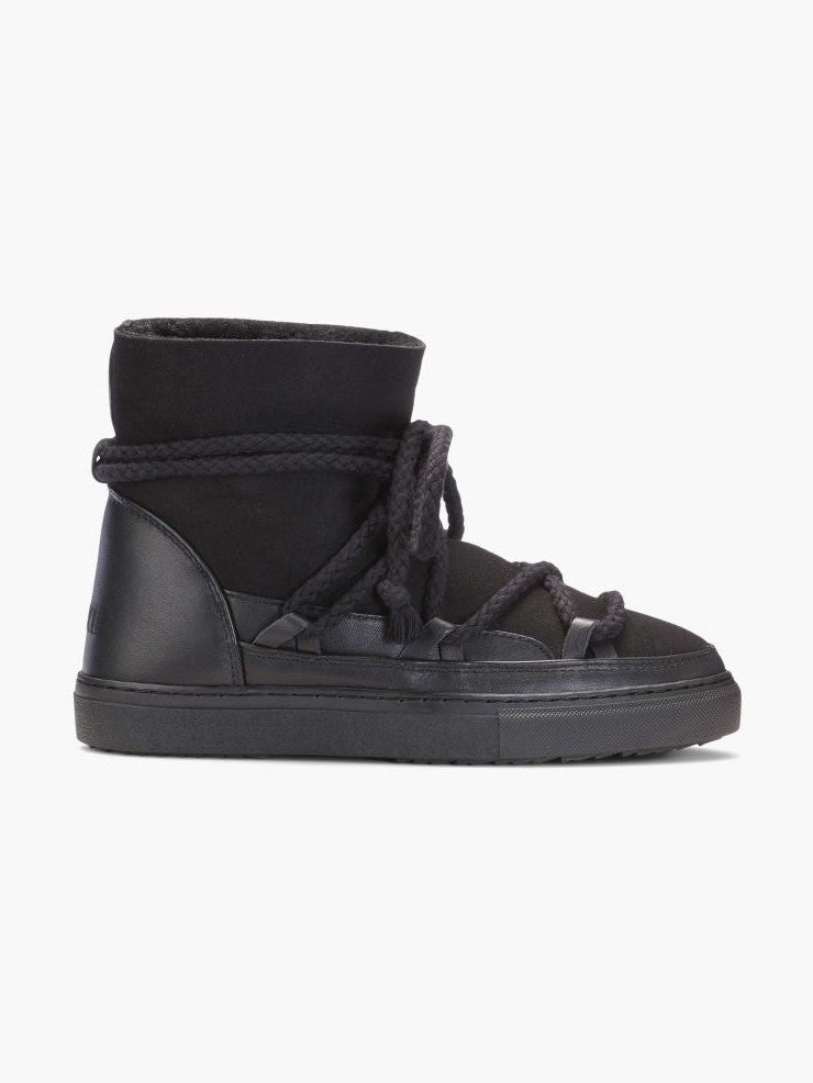 inuikii-naisten-talvikengat-classic-musta-1