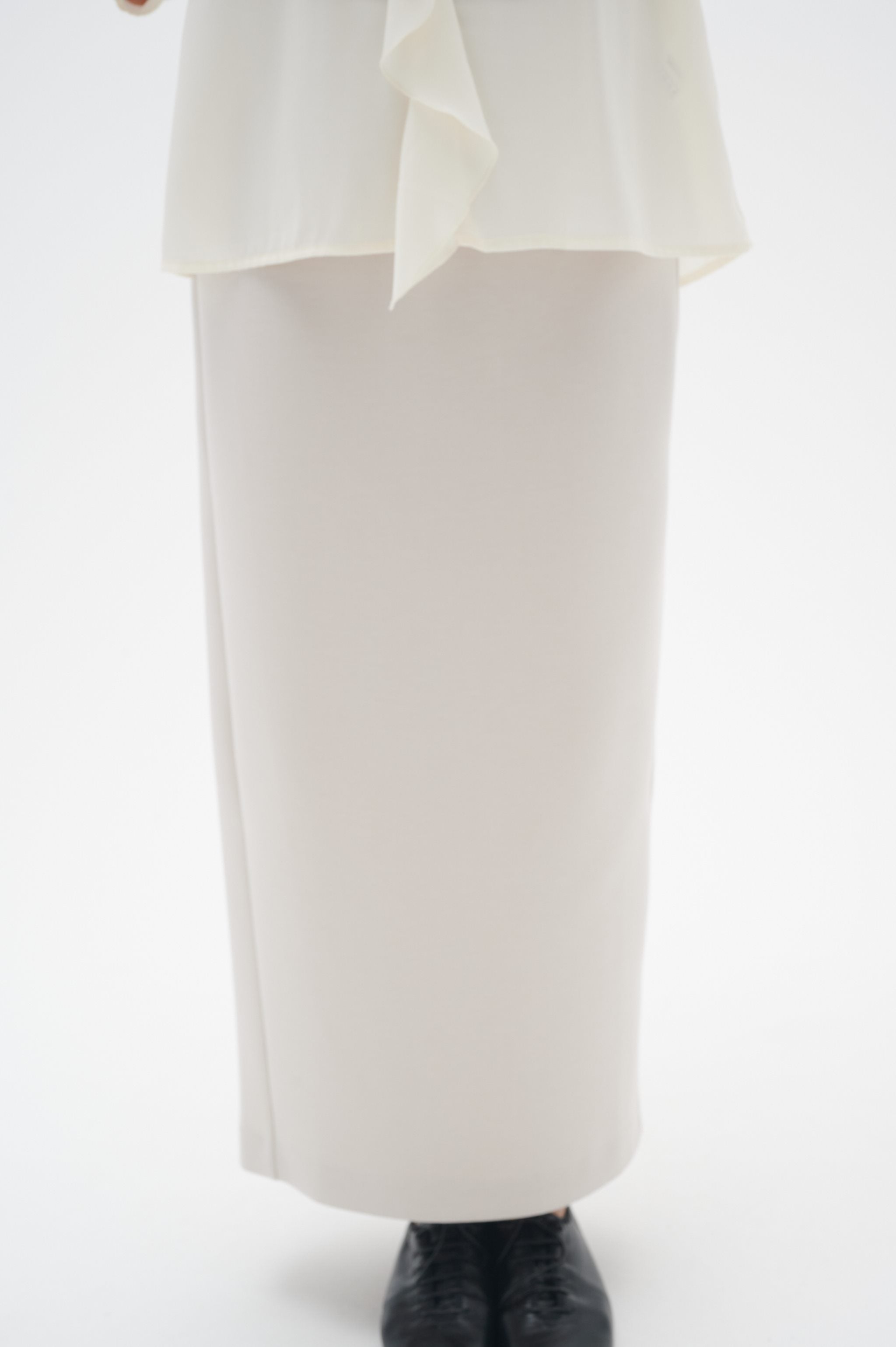 inwear-naisten-hame-aida-skirt-luonnonvalkoinen-2