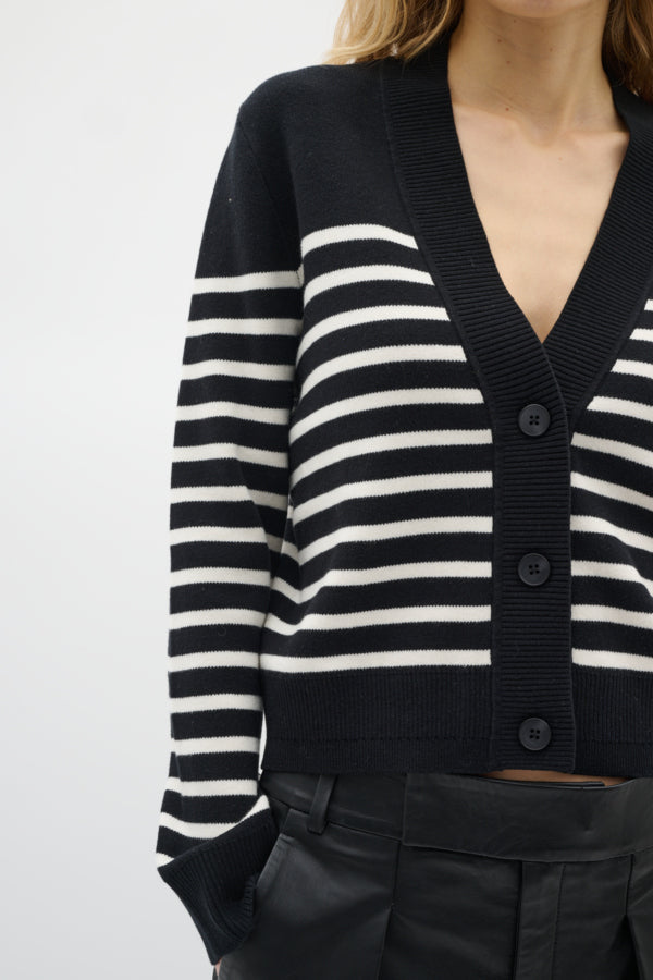 inwear-naisten-neuletakki-wallisiw-cardigan-black-stripe-3