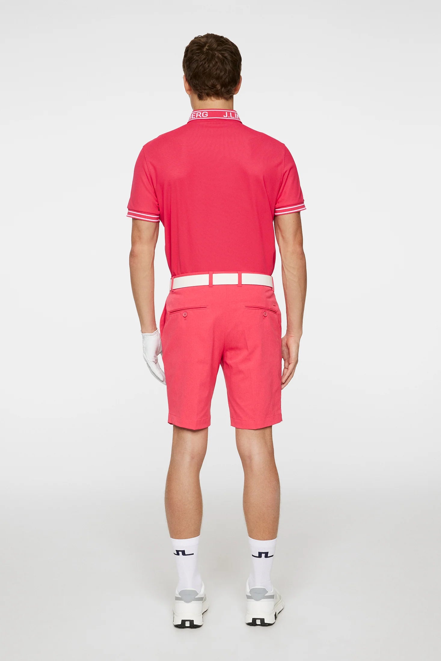 j-lindeberg-miesten-shortsit-vent-shorts-golf-punainen-3