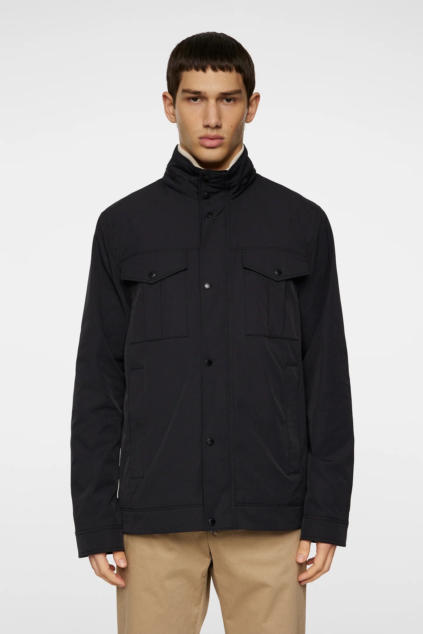 j-lindeberg-miesten-takki-bailey-poly-jacket-musta-1