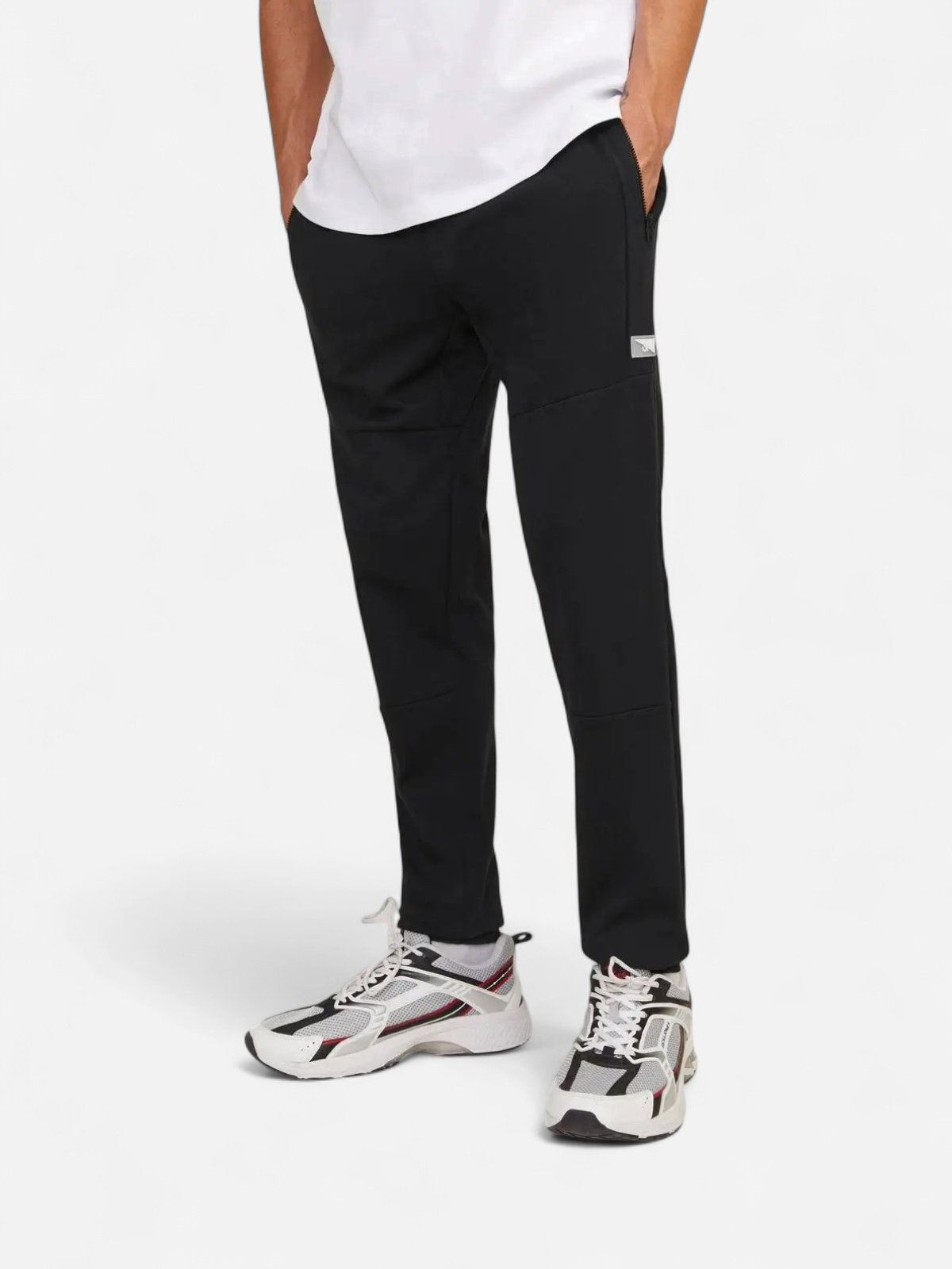 Jack and Jones Miesten Collegehousut JJIWILL JJAIR SWEAT PANTS Black - Kekäle.fi