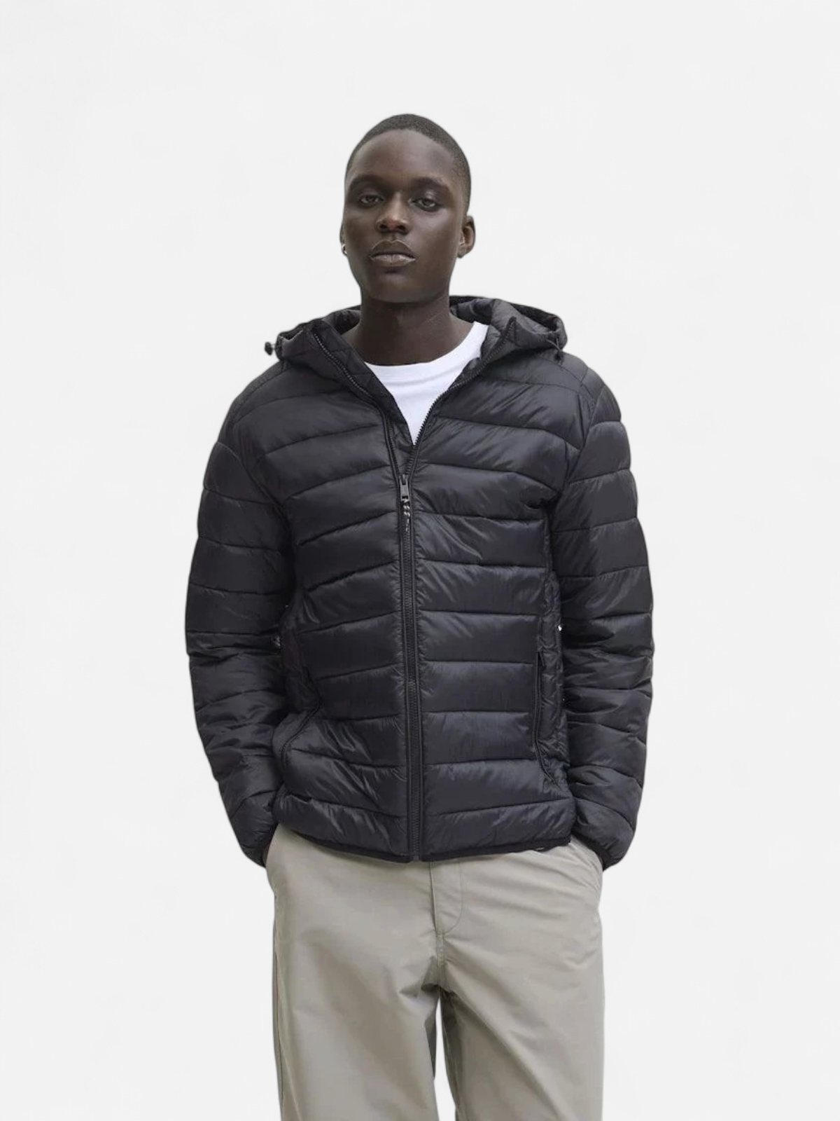 Jack and Jones miesten takki JJEBRADLEY LIGHT PUFFER HOOD NOOS, musta - Kekäle.fi