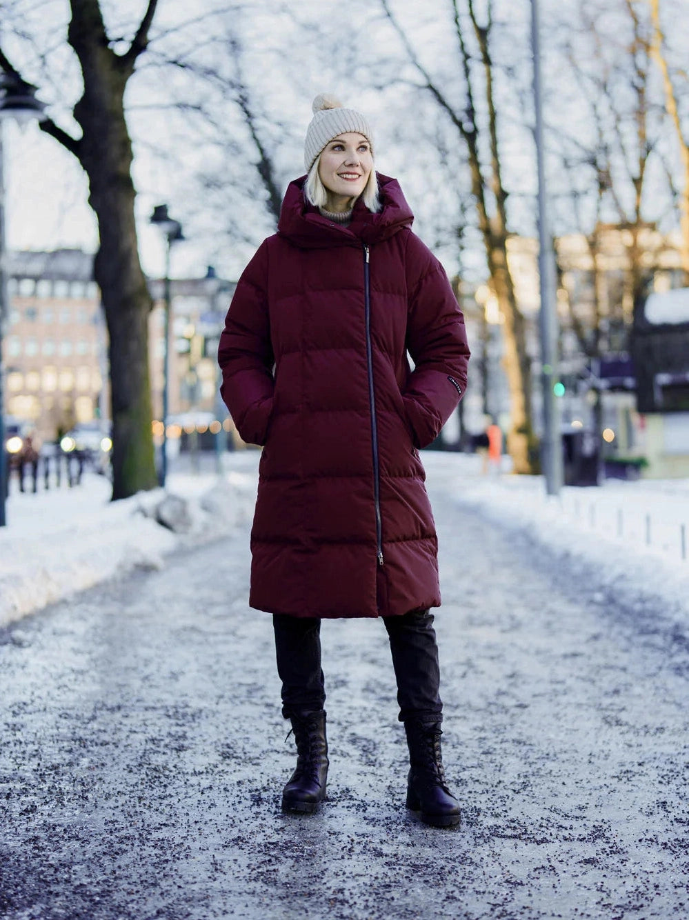 joutsen-naisten-untuvatakki-lovisa-untuvatakki-liila-1