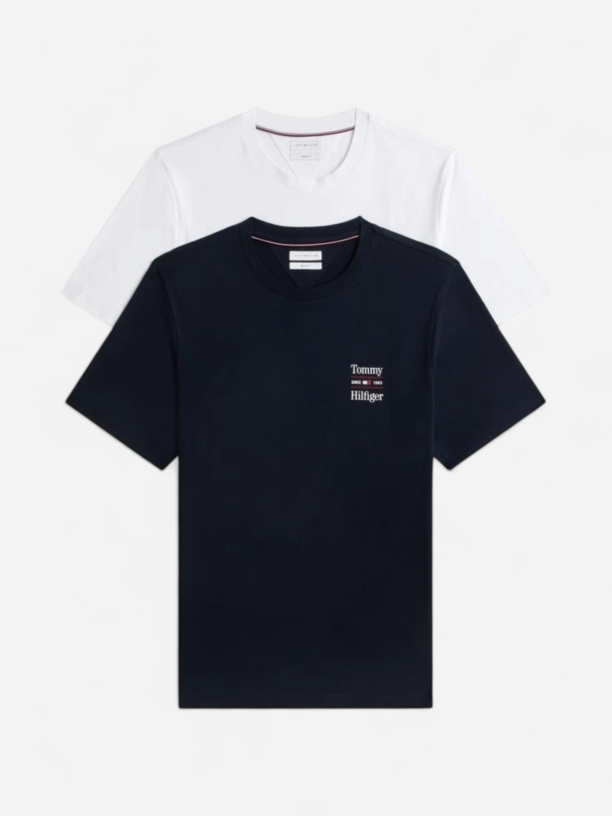 Tommy Hilfiger miesten T-paidat 2 Pack Chest Graphic Reg Tees, tummansininen/valkoinen - Kekäle.fi