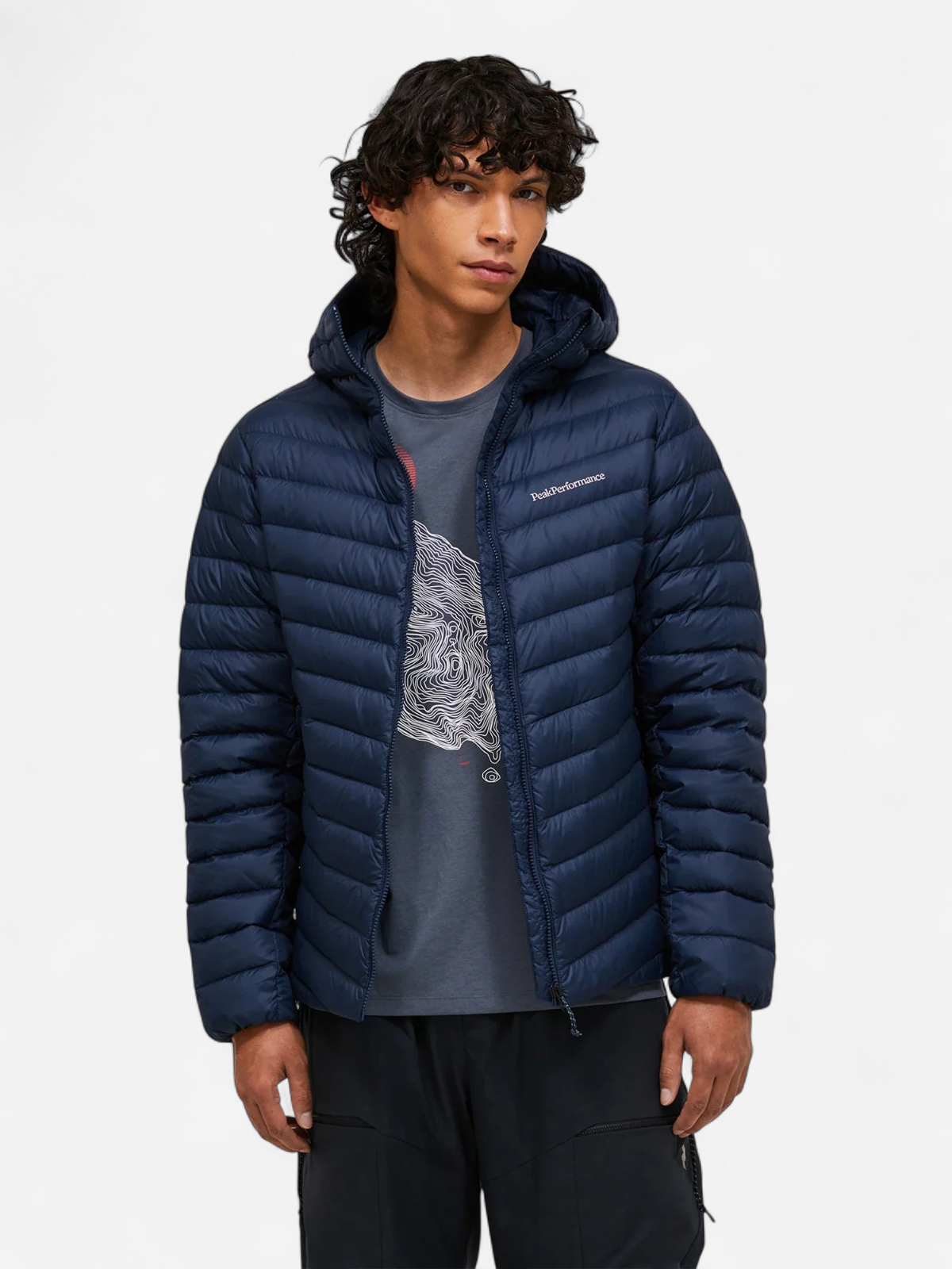 Peak Performance miesten kevytuntuvatakki M Frost Down Hood Jacket, tummansininen - Kekäle.fi