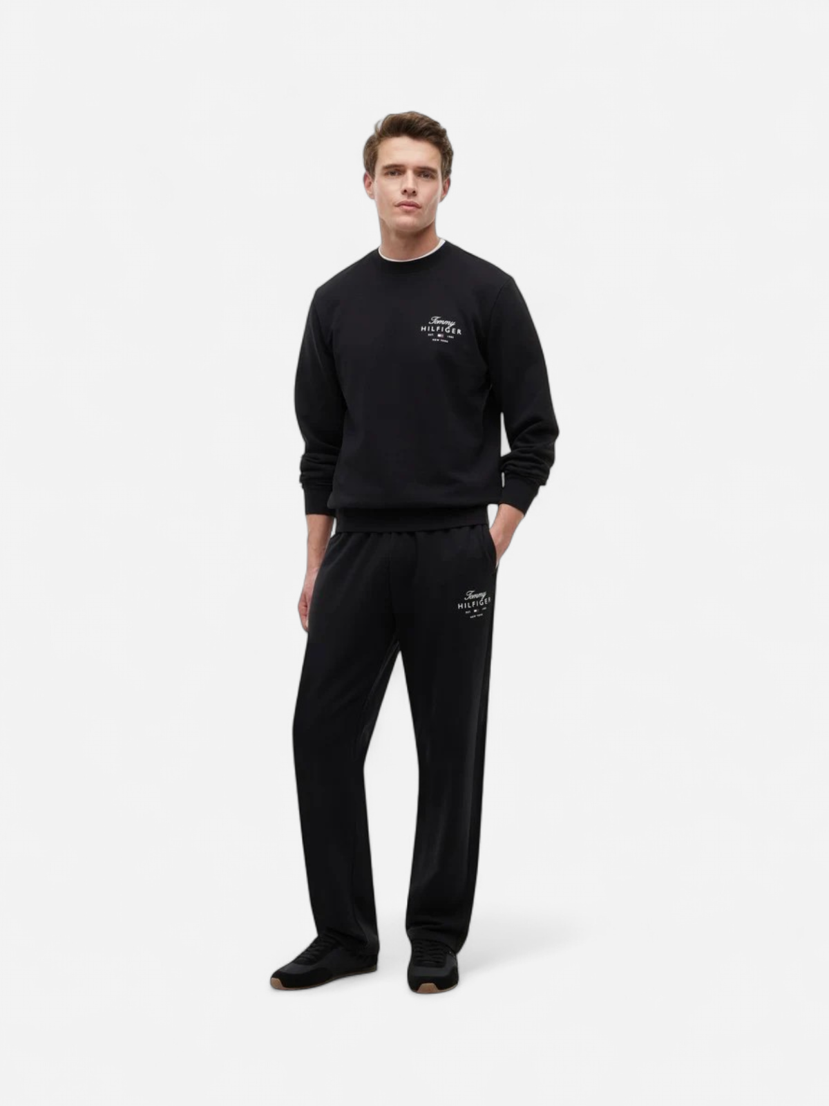 Tommy Hilfiger miesten collegehousut Script Stack, musta - Kekäle.fi