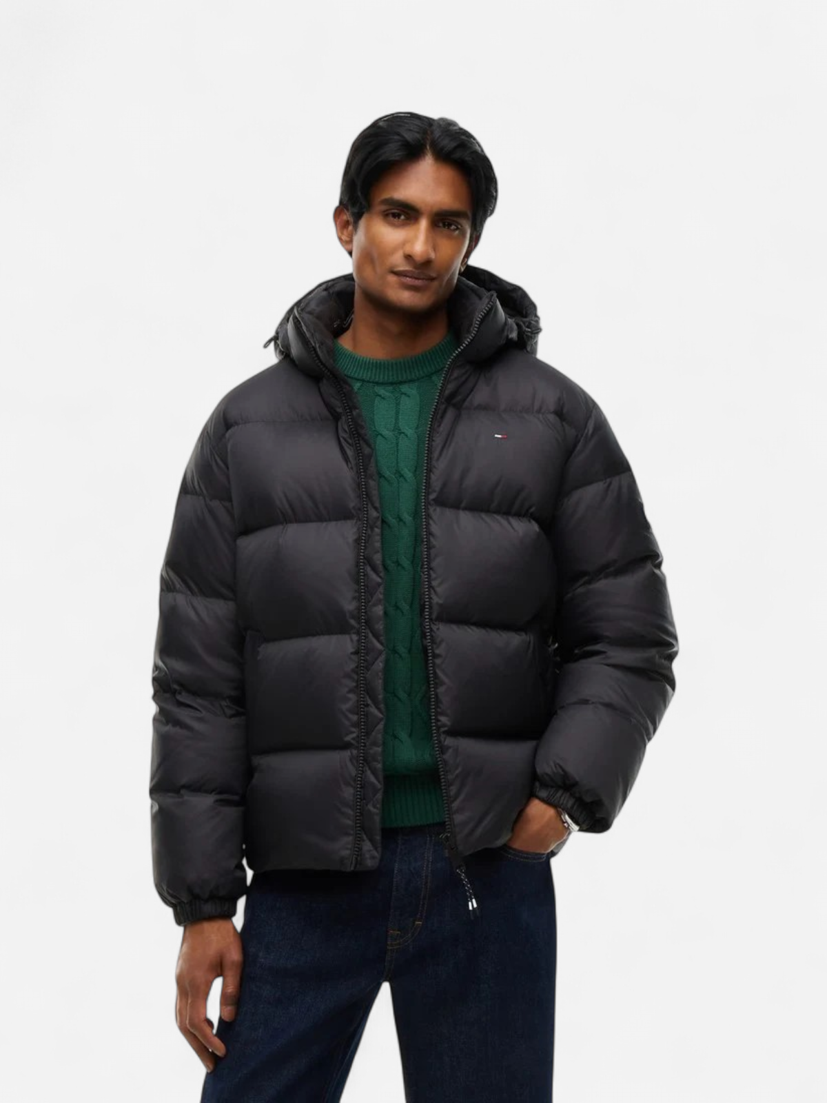 Tommy Jeans miesten untuvatakki Water Repellent Down Jacket, musta - Kekäle.fi