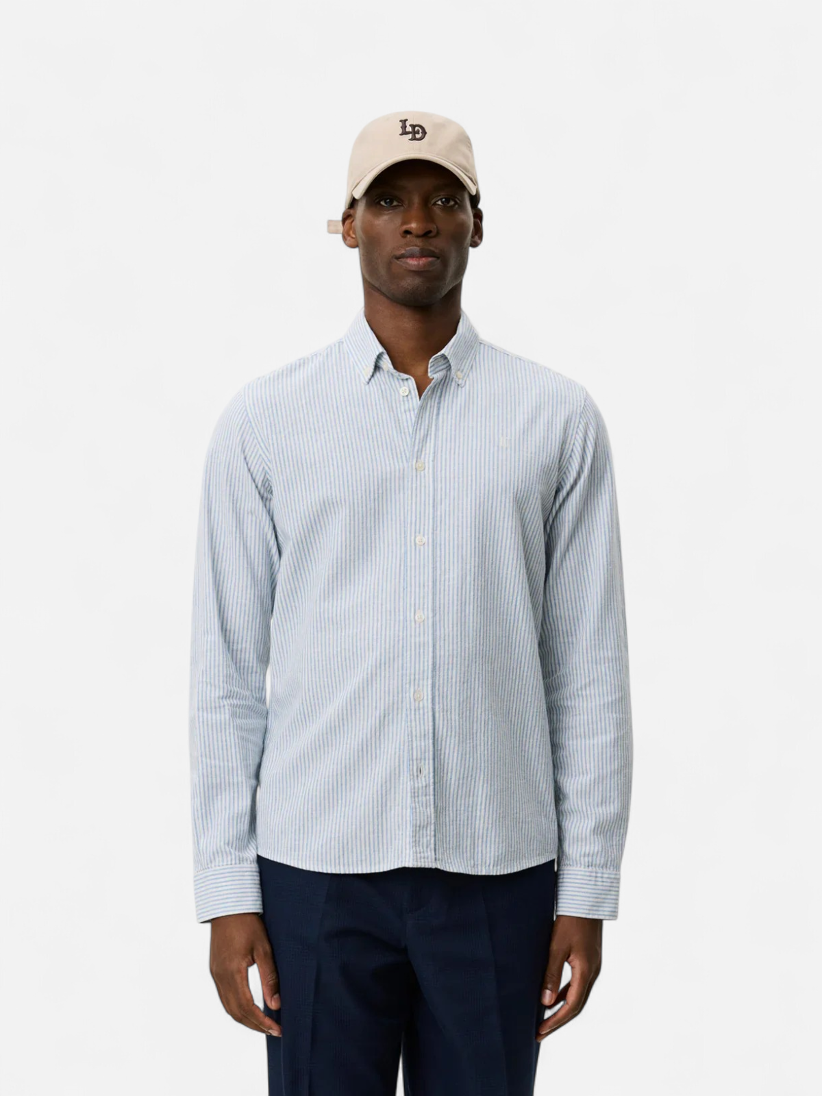 Les Deux miesten kauluspaita Konrad Stripe Cotton Linen Shirt, raidallinen sininen - Kekäle.fi