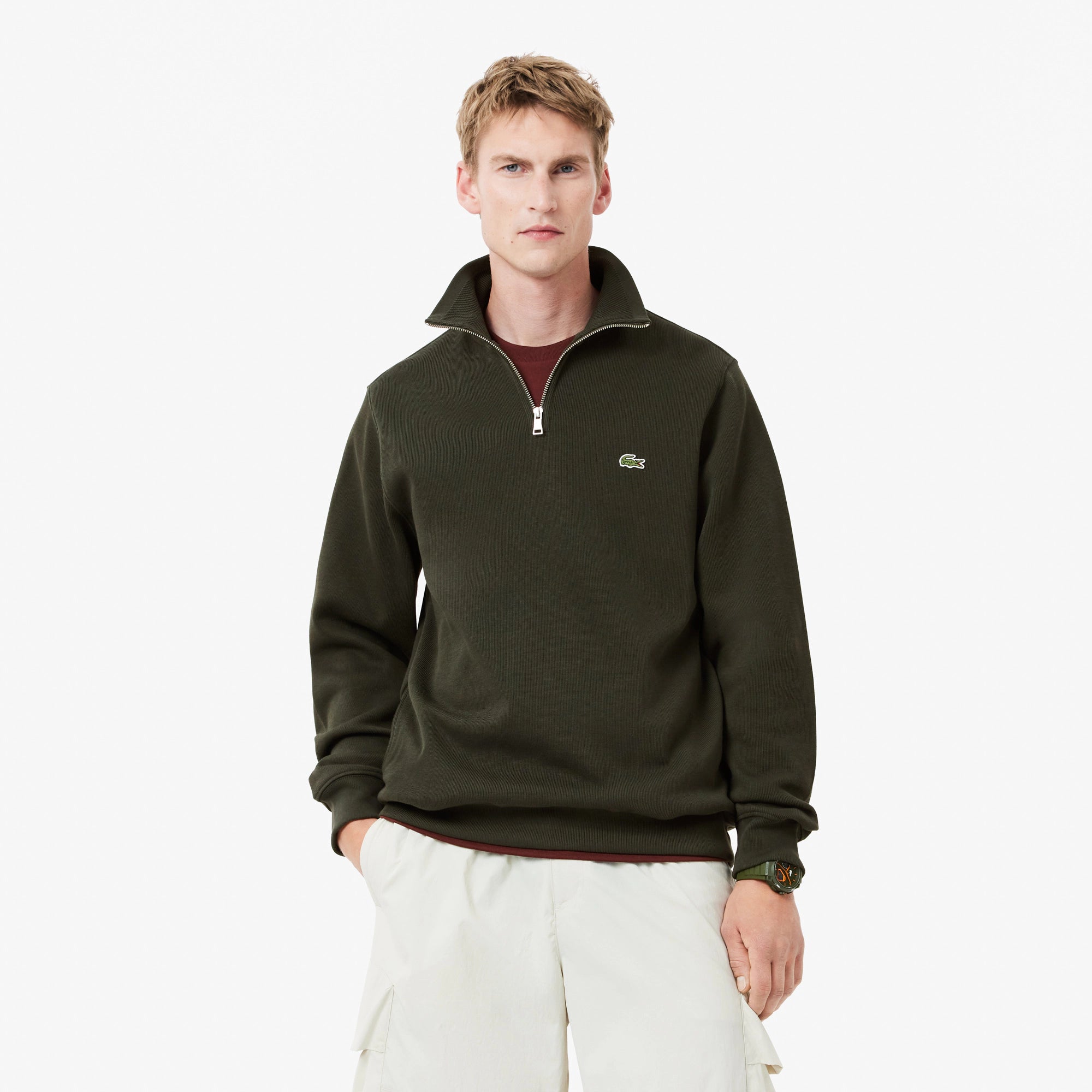 lacoste-miesten-paita-k-high-neck-zipped-monochrome-armeijanvihrea-1