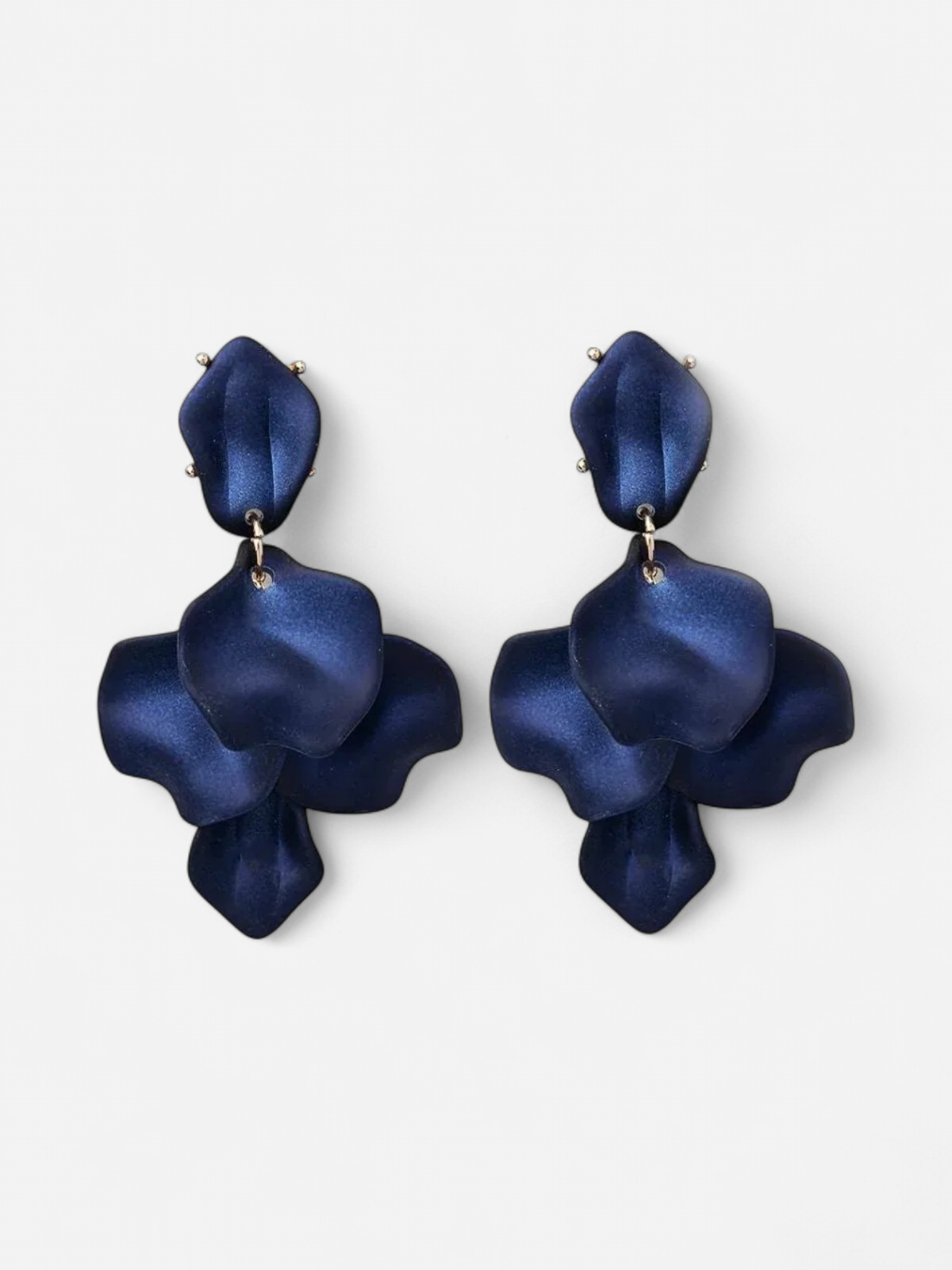 Bow 19 korvakorut Leaf Earring, tummansininen - Kekäle.fi