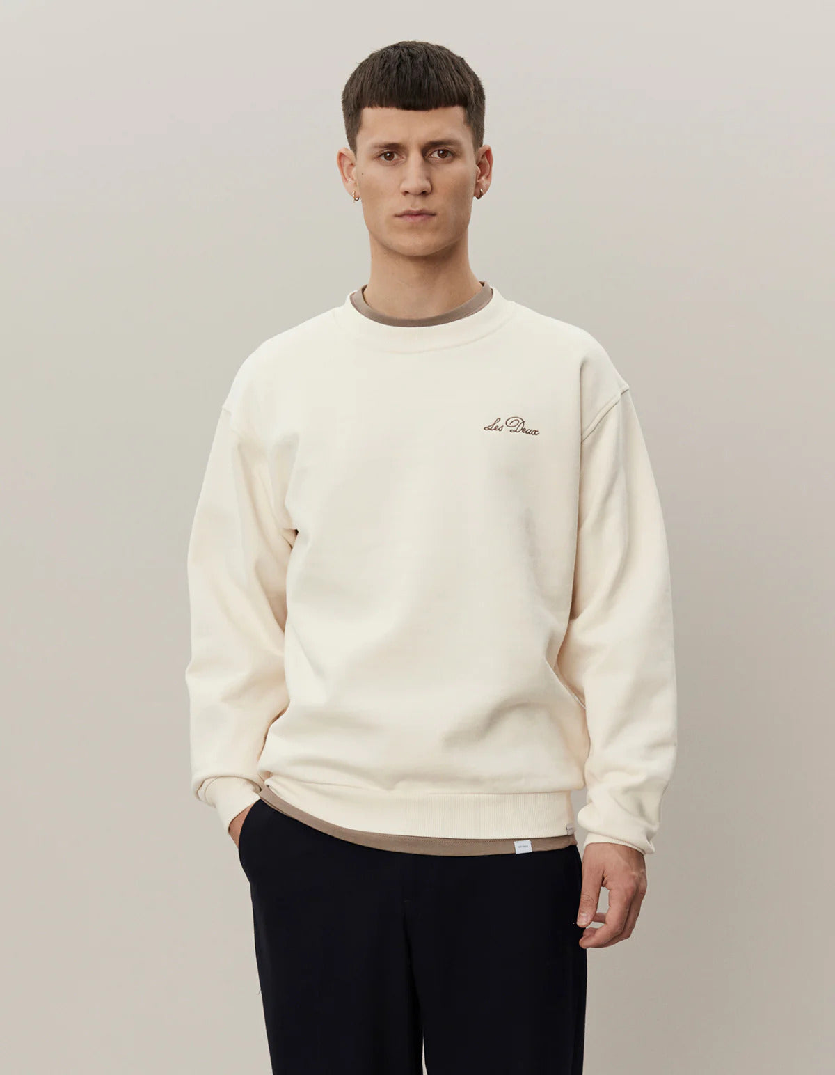 les-deux-college-crew-sweatshirt-luonnonvalkoinen-1