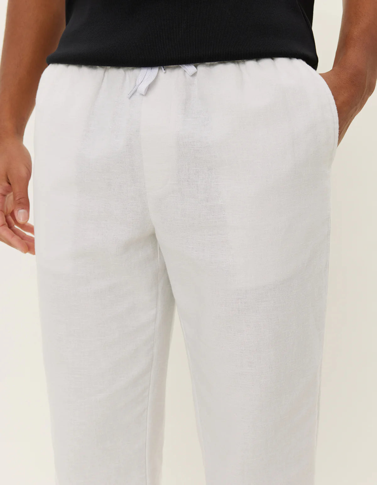 les-deux-miesten-housut-patrick-linen-pants-valkoinen-4