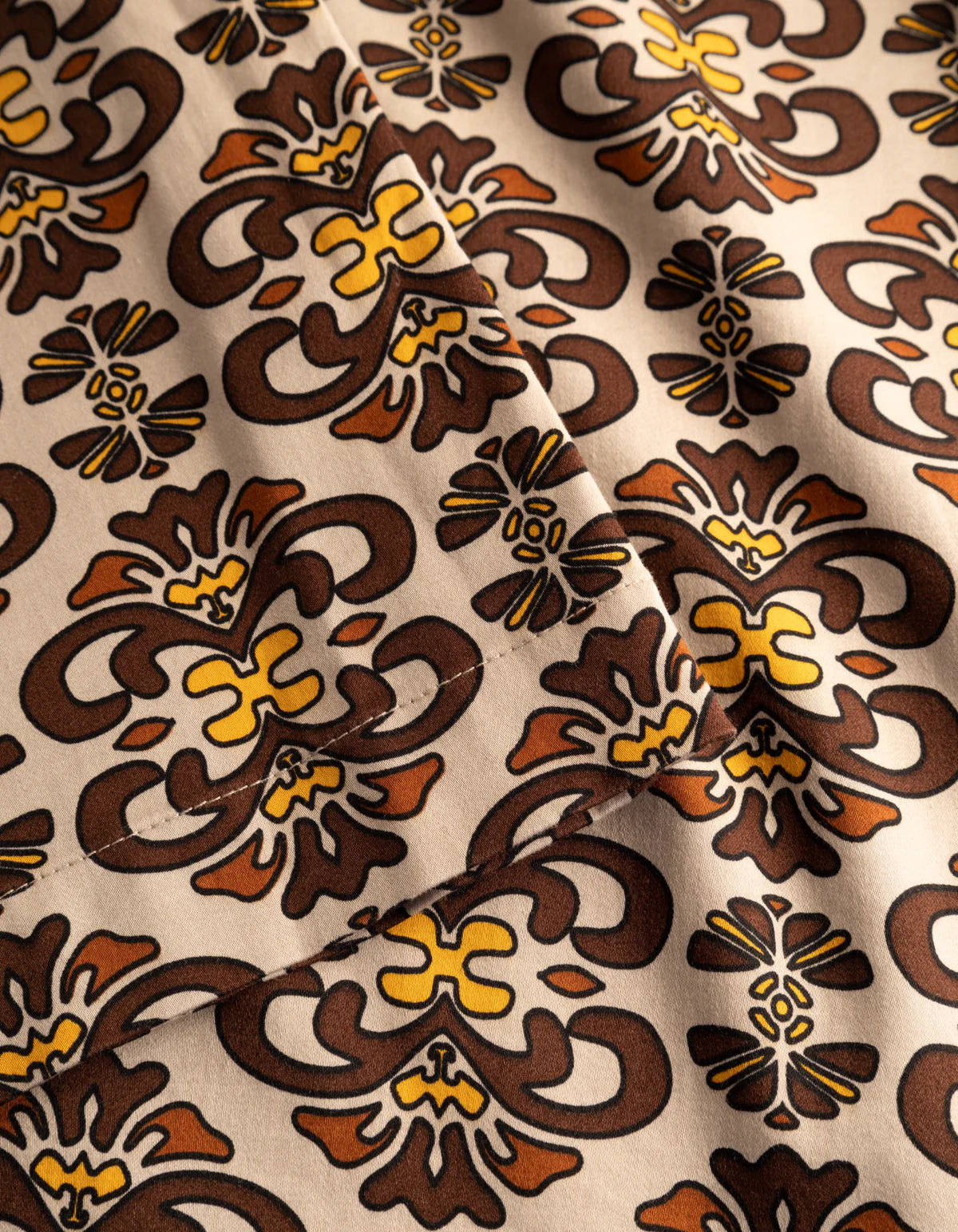 les-deux-miesten-kauluspaita-hendrix-aop-ss-shirt-ruskea-kuosi-3