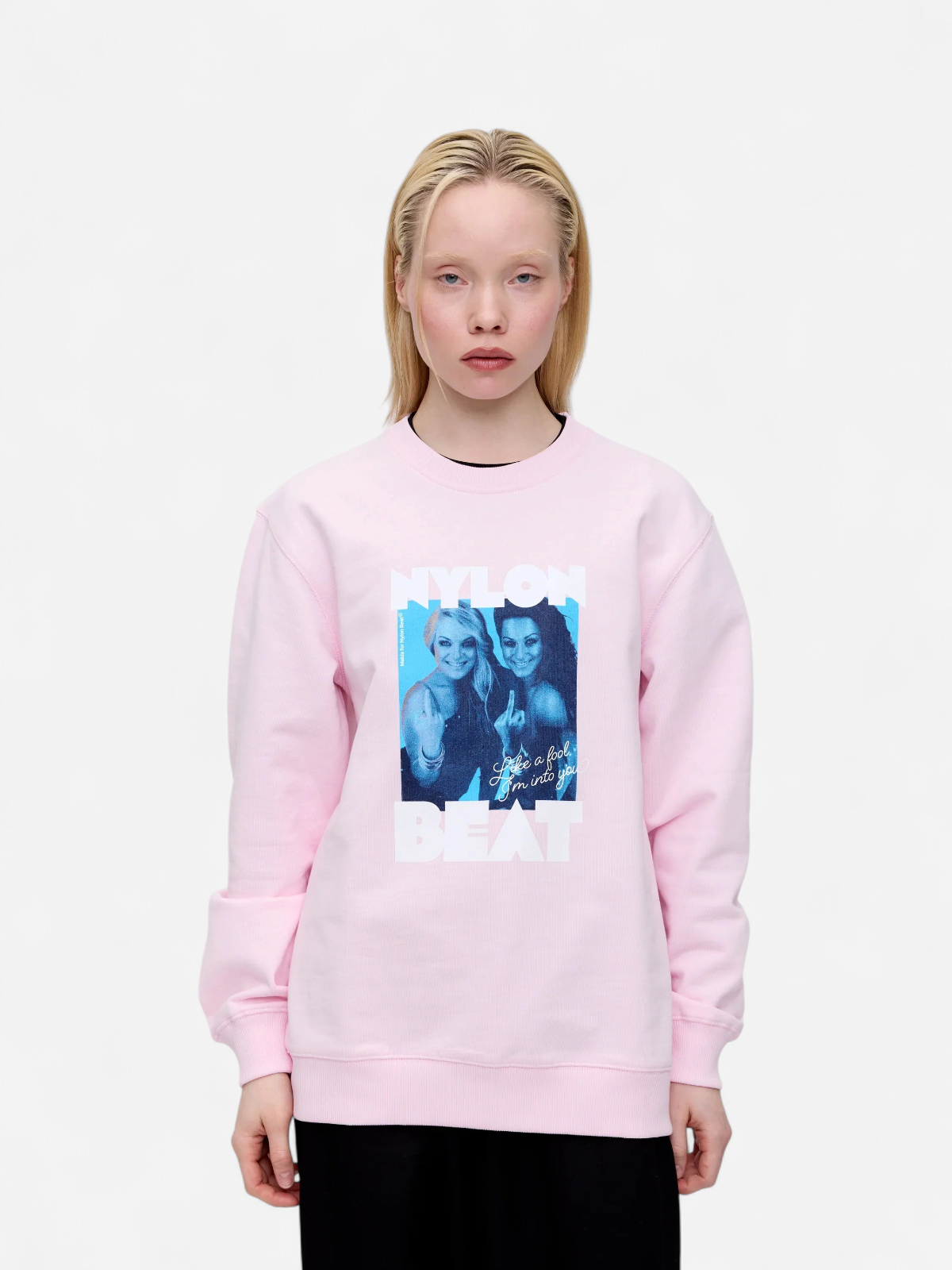 Makia x Nylon Beat collegepaita Like a Fool Sweatshirt, vaaleanpunainen - Kekäle.fi