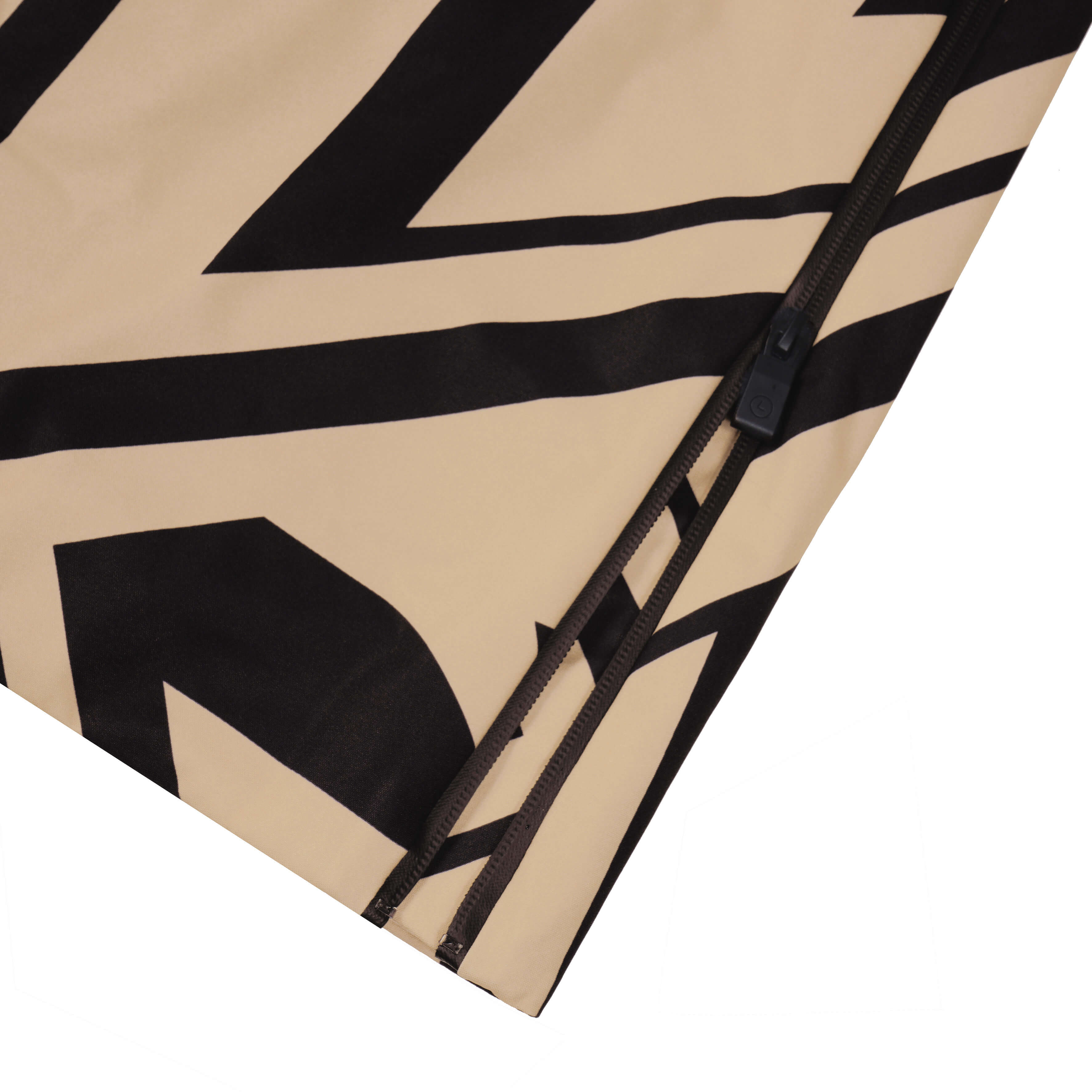 luhta-naisten-takki-ailio-takki-musta-kuosi-4