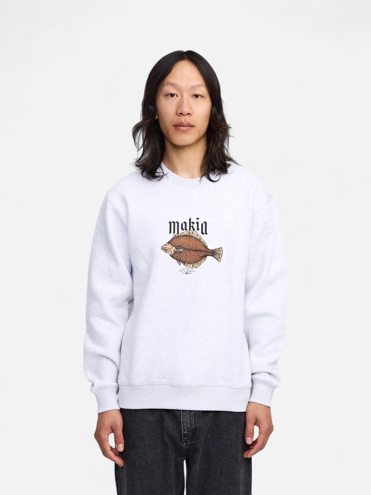 Makia miesten collegepaita Flounder Sweatshirt, vaaleanharmaa meleerattu - Kekäle.fi